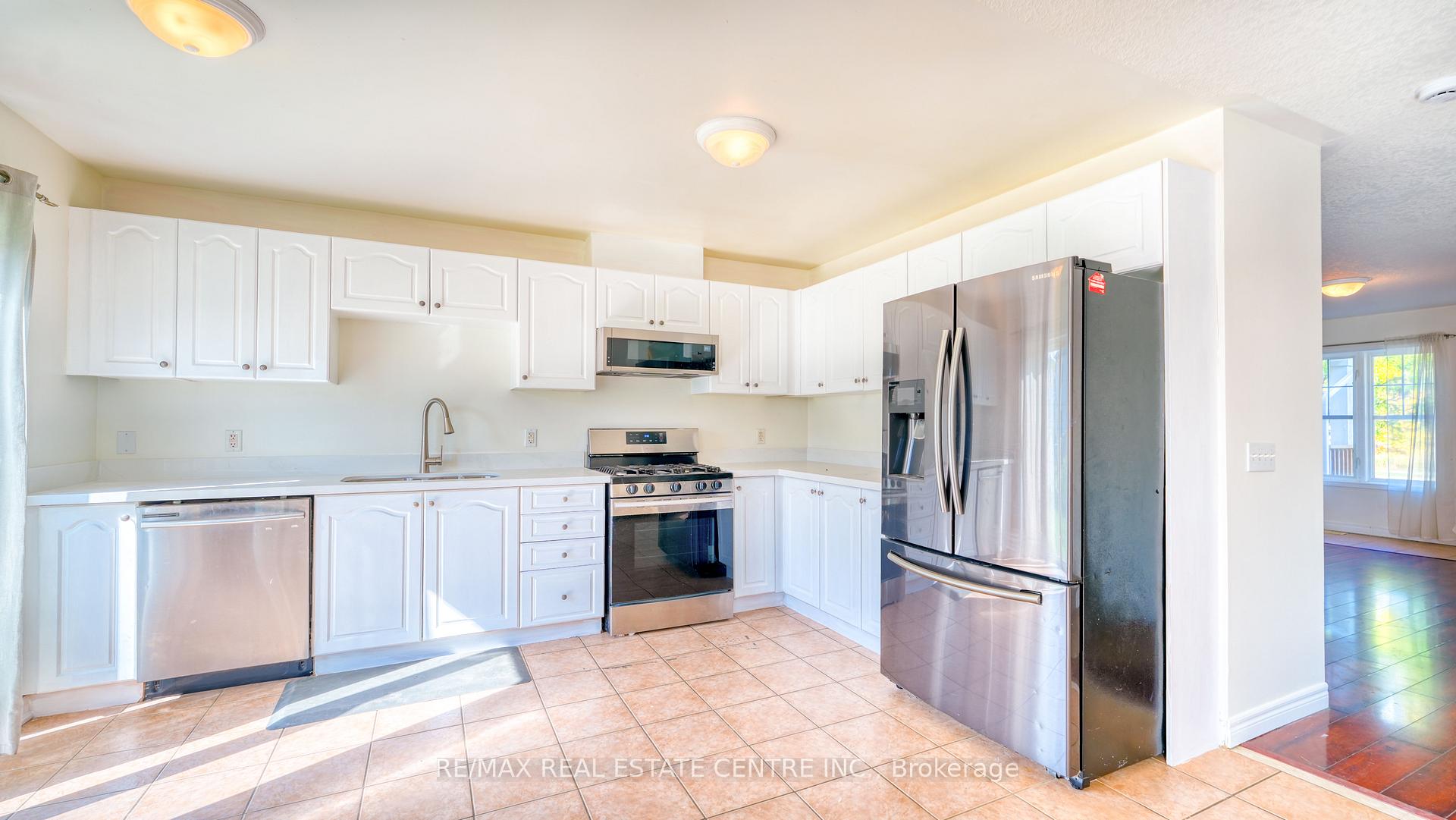 Photo 10 of Unit 108, 800 West Ridge Boulevard, Orillia — HOMEH