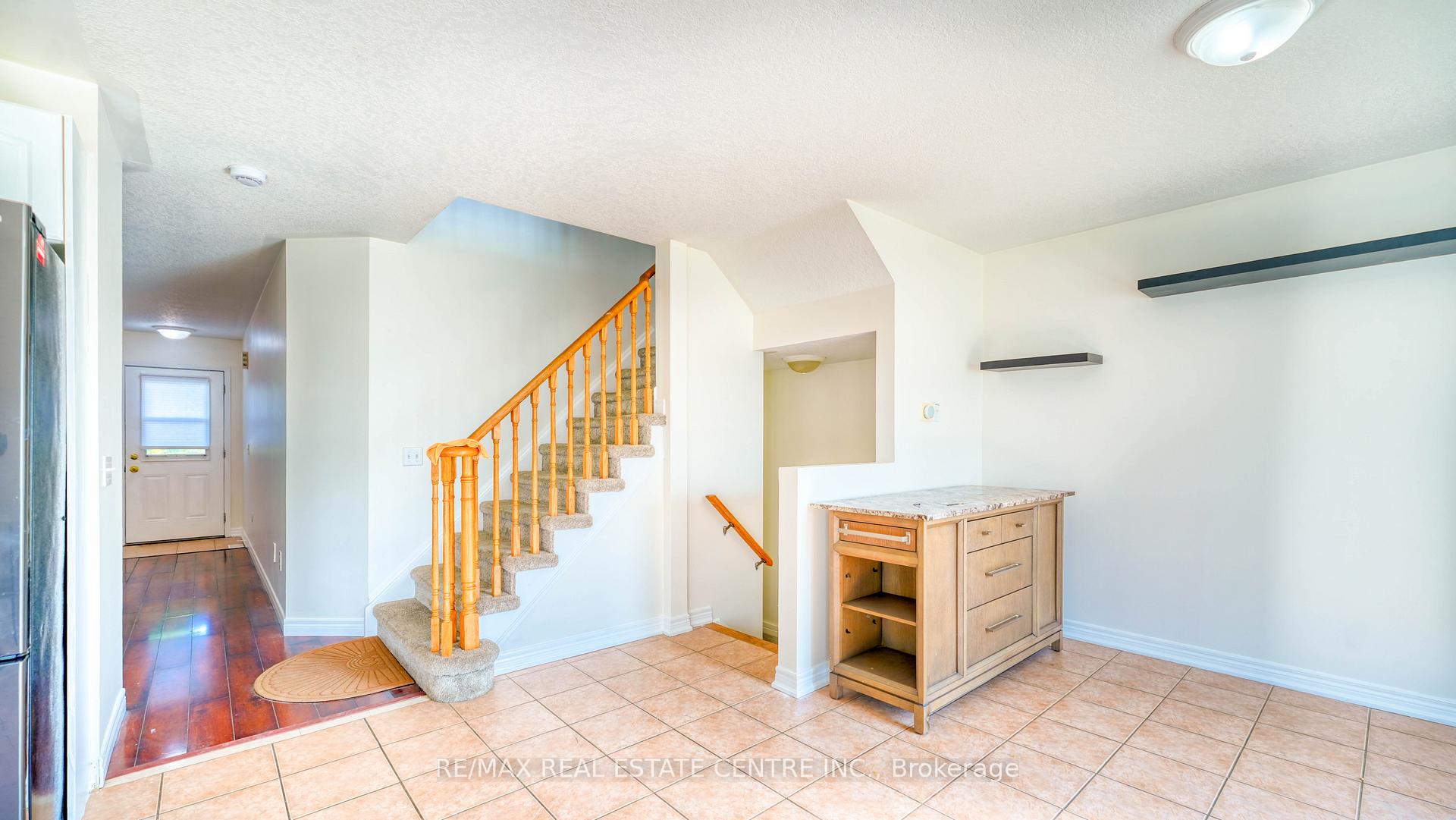 Photo 14 of Unit 108, 800 West Ridge Boulevard, Orillia — HOMEH