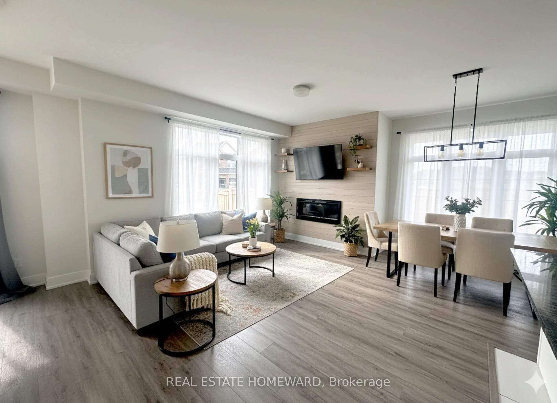 Photo 2 of 960 Lockie Drive, Oshawa, Kedron — HOMEH