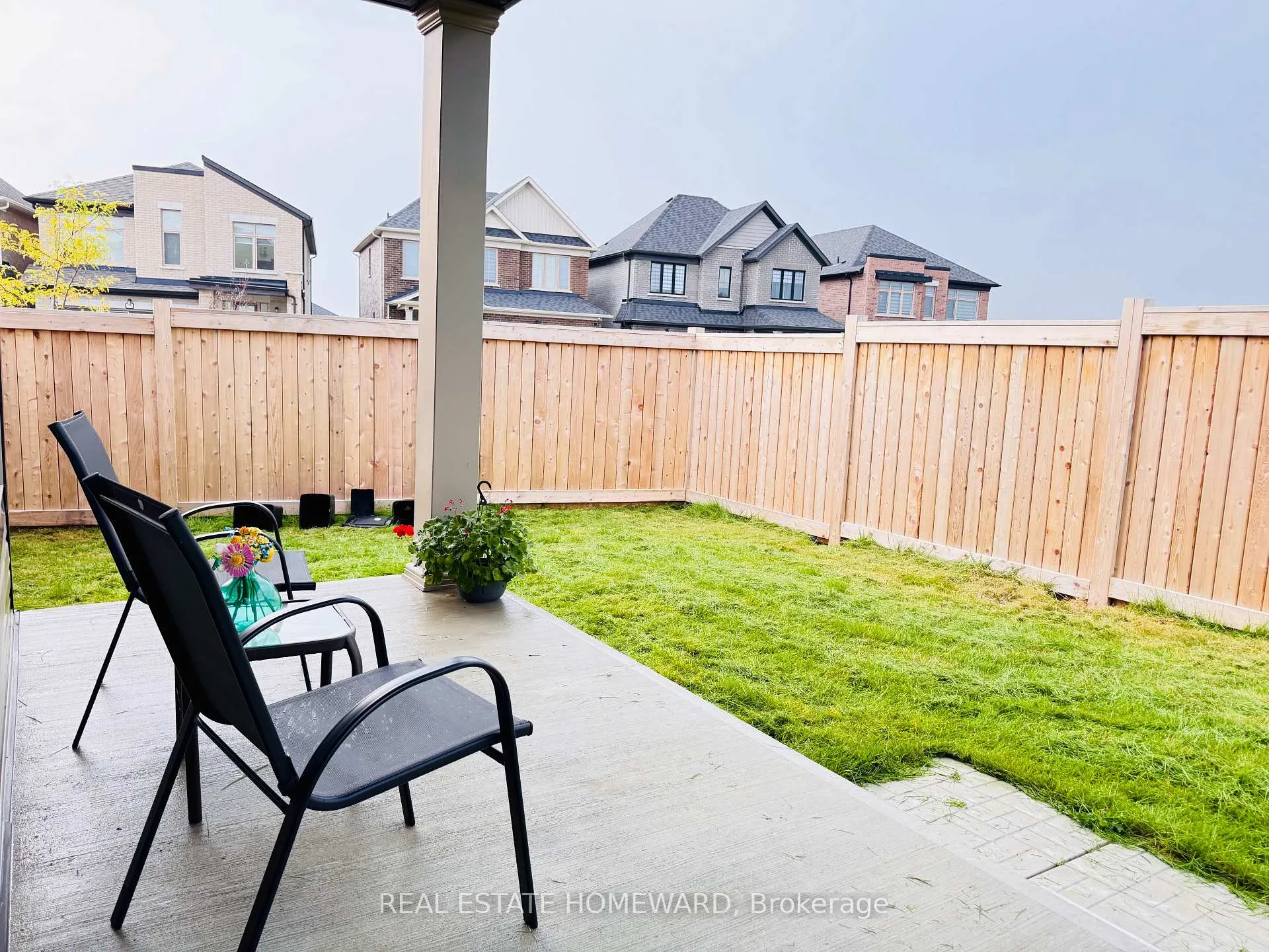 Photo 32 of 960 Lockie Drive, Oshawa, Kedron — HOMEH