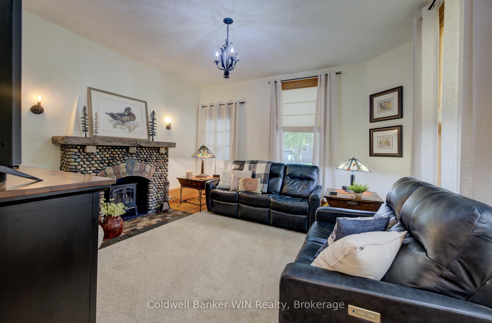 Photo 10 of 230 Minnie Street, North Huron, Wingham — HOMEH