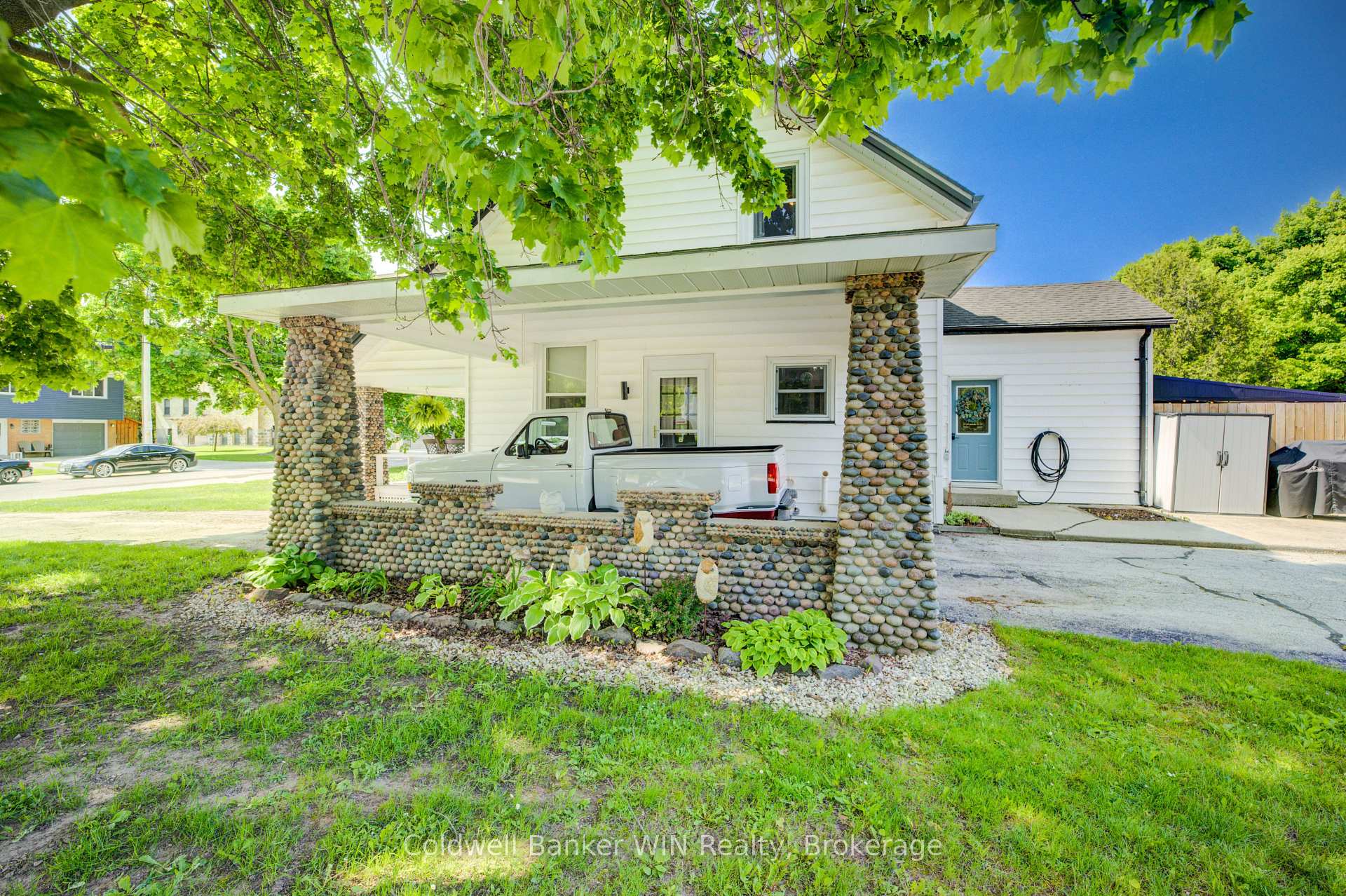 Photo 38 of 230 Minnie Street, North Huron, Wingham — HOMEH
