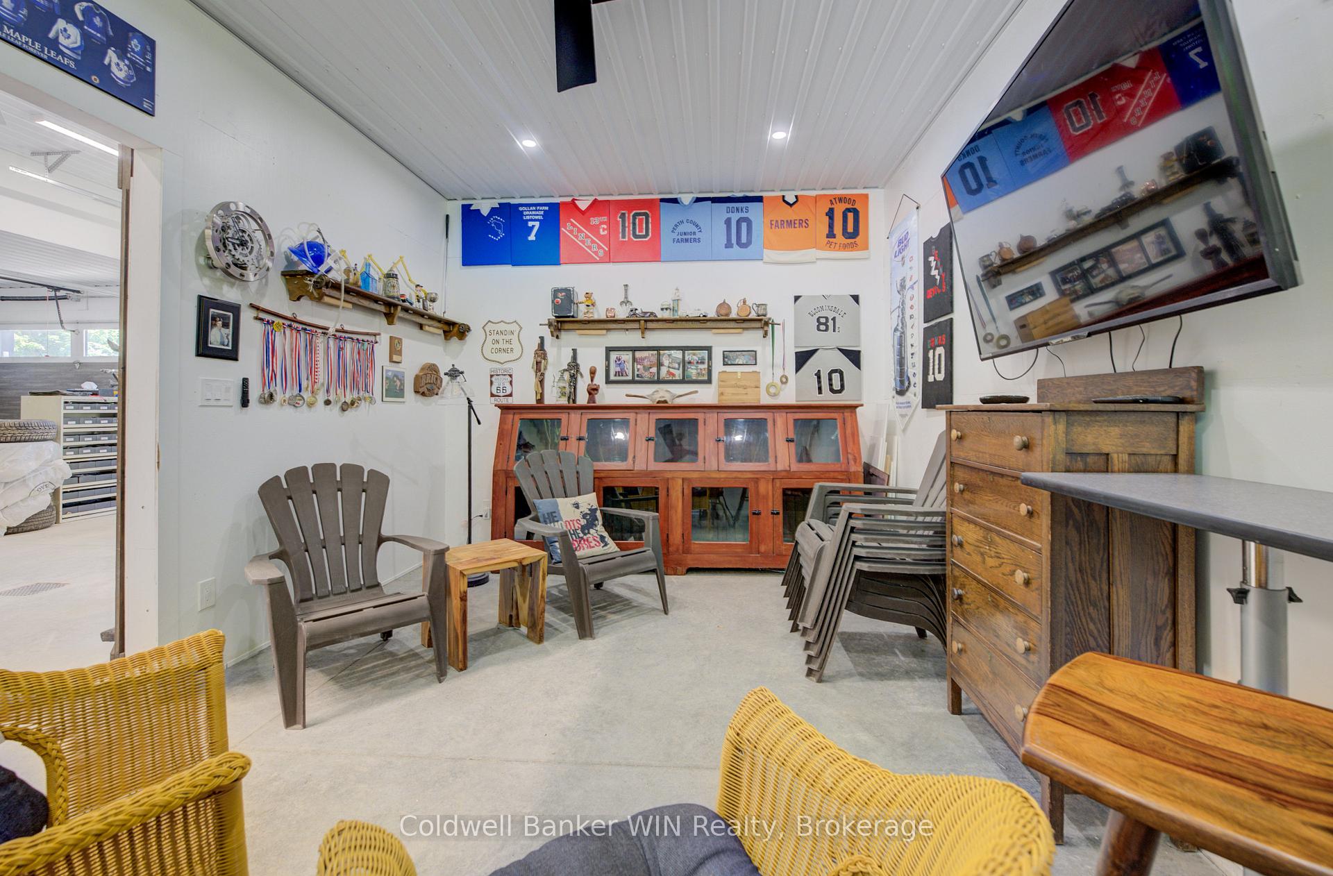Photo 44 of 230 Minnie Street, North Huron, Wingham — HOMEH