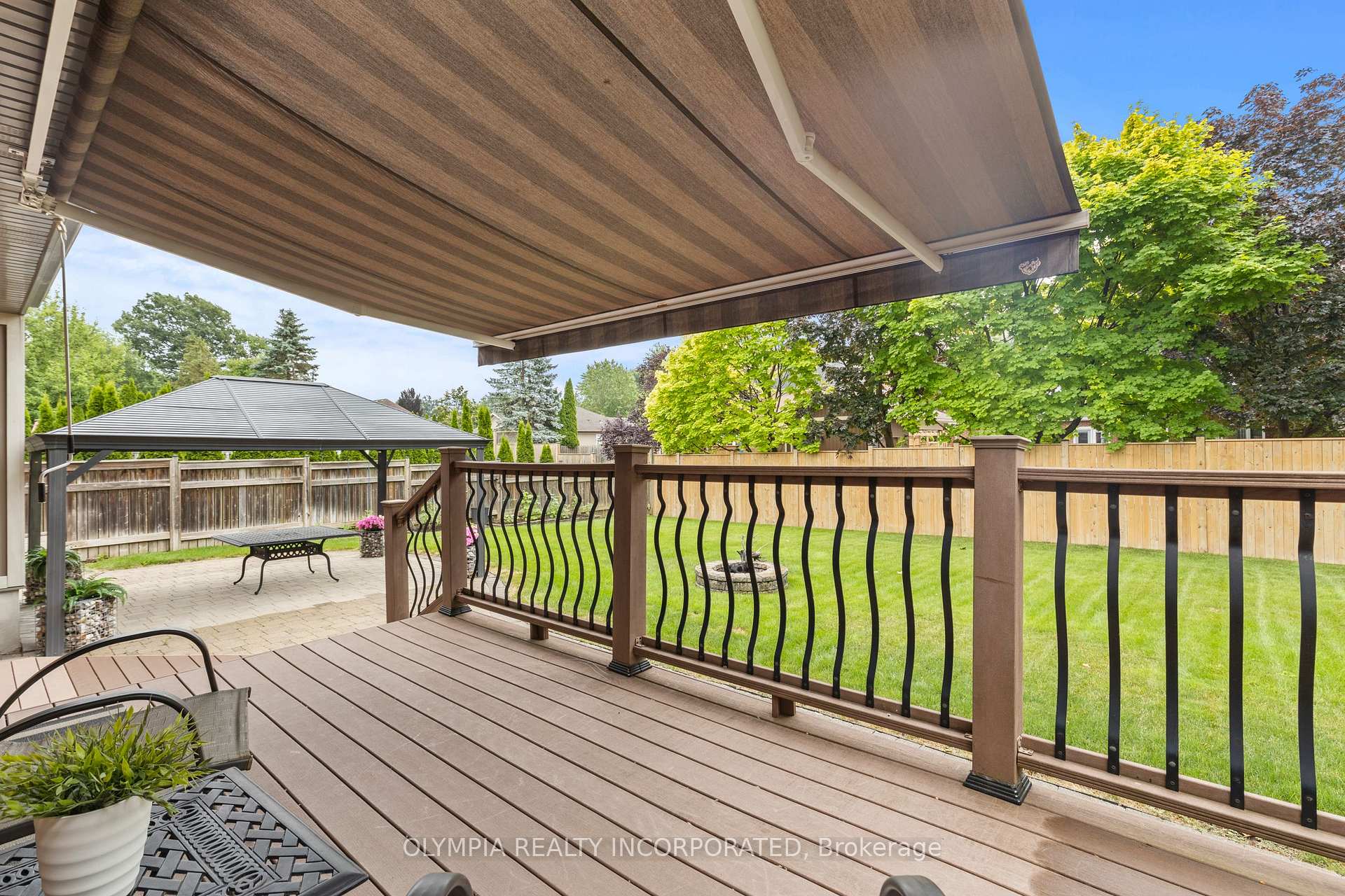 Photo 9 of 8198 Mount Olive Crescent, Niagara Falls, Mt. Carmel — HOMEH