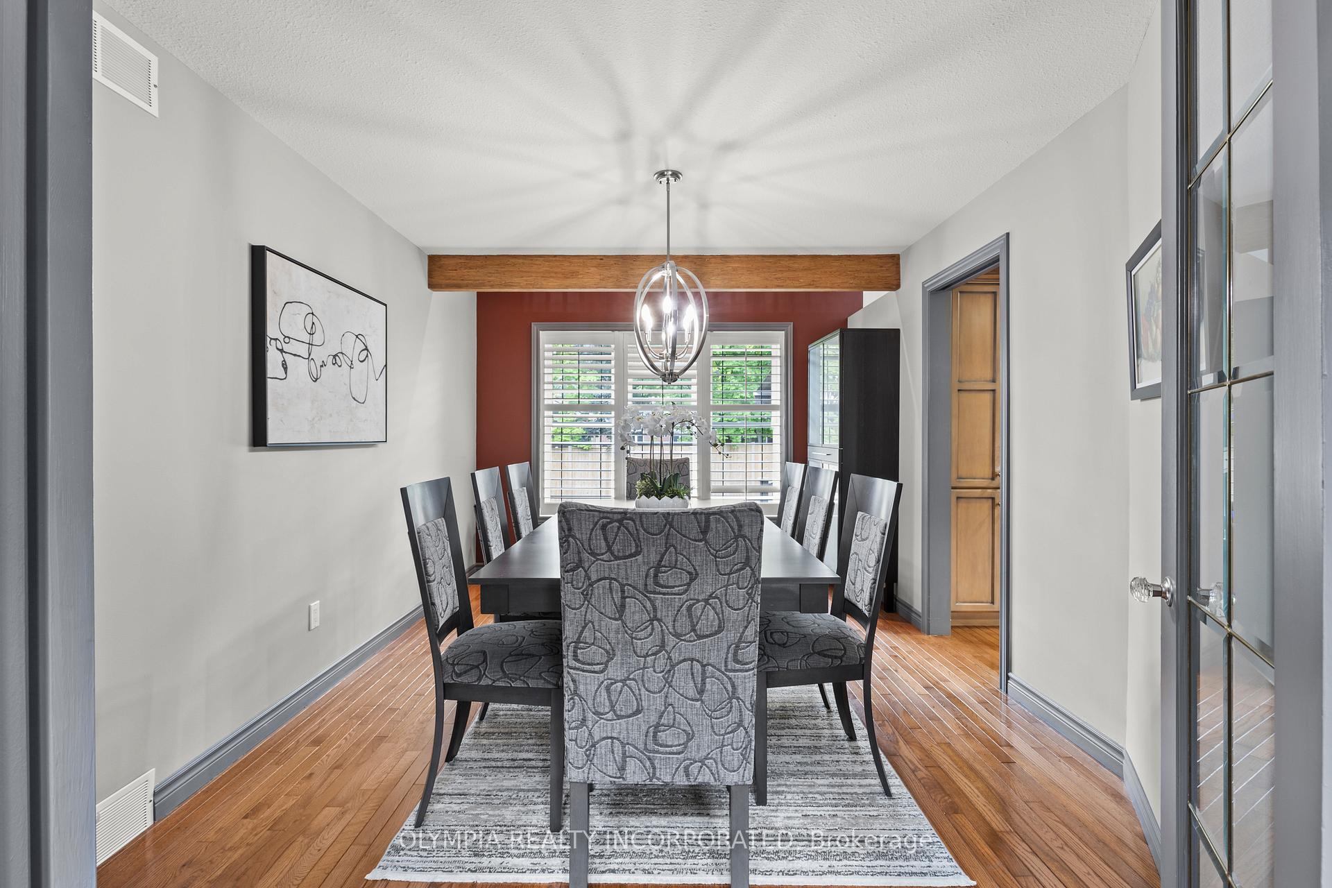 Photo 13 of 8198 Mount Olive Crescent, Niagara Falls, Mt. Carmel — HOMEH