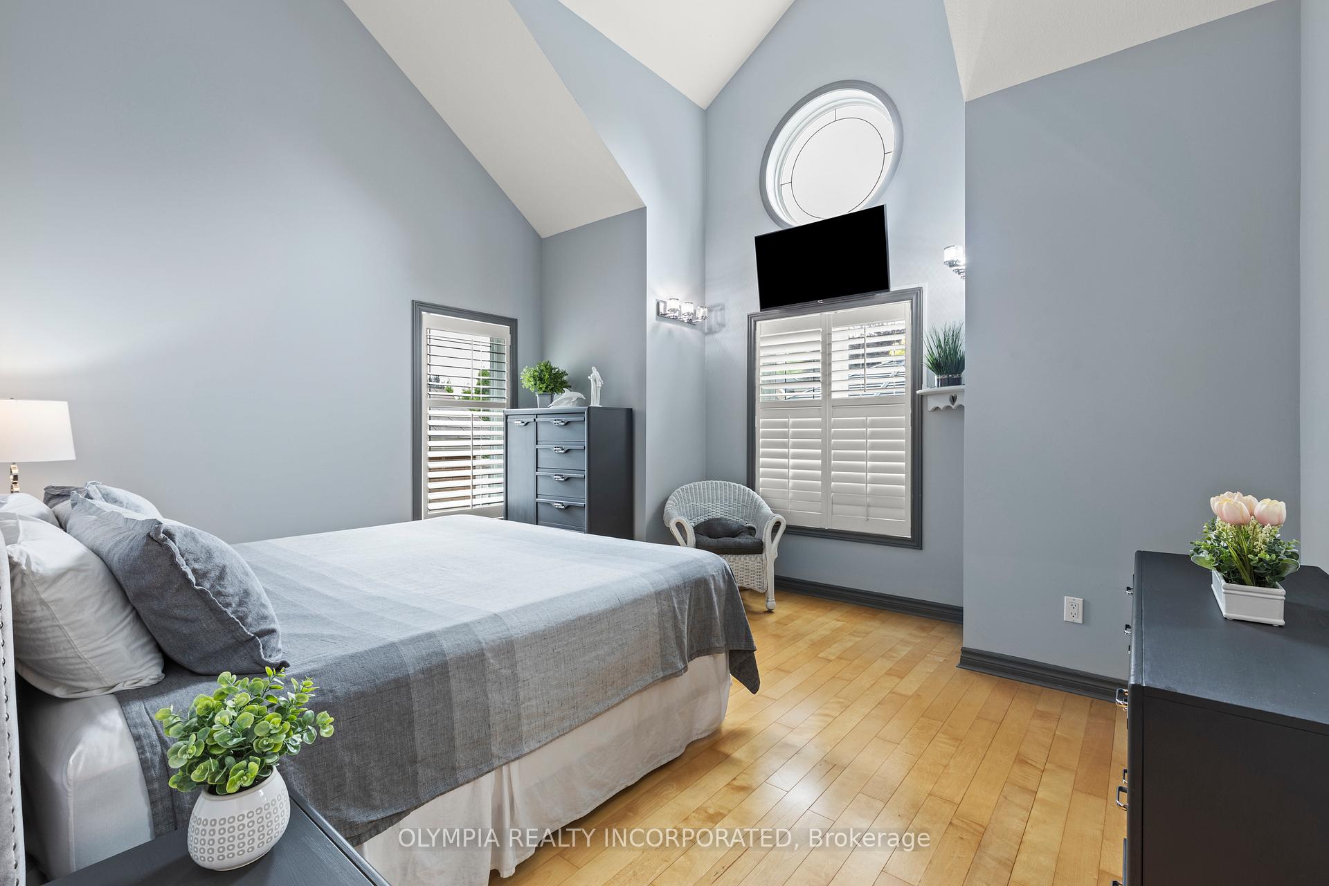 Photo 16 of 8198 Mount Olive Crescent, Niagara Falls, Mt. Carmel — HOMEH