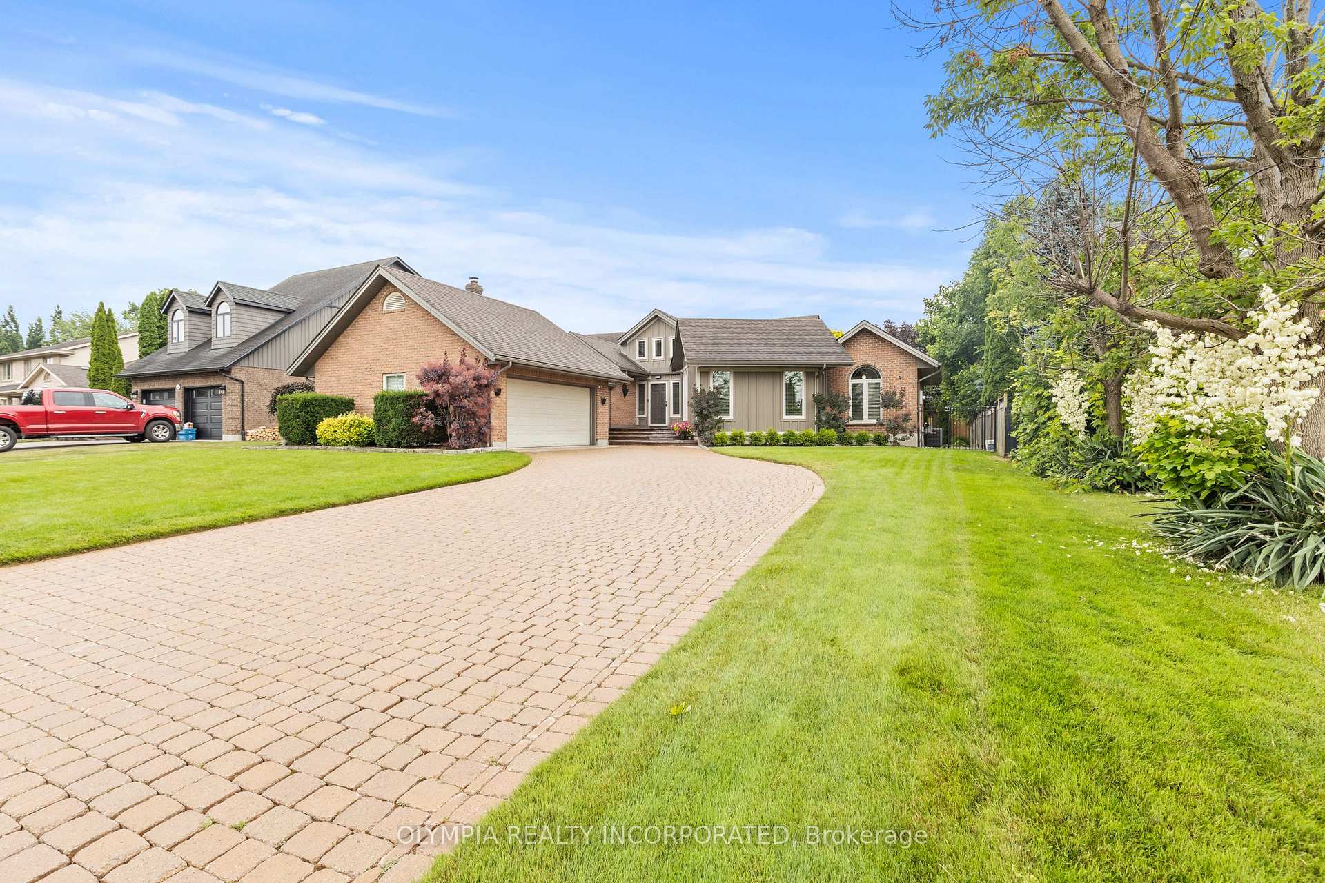 Photo 43 of 8198 Mount Olive Crescent, Niagara Falls, Mt. Carmel — HOMEH