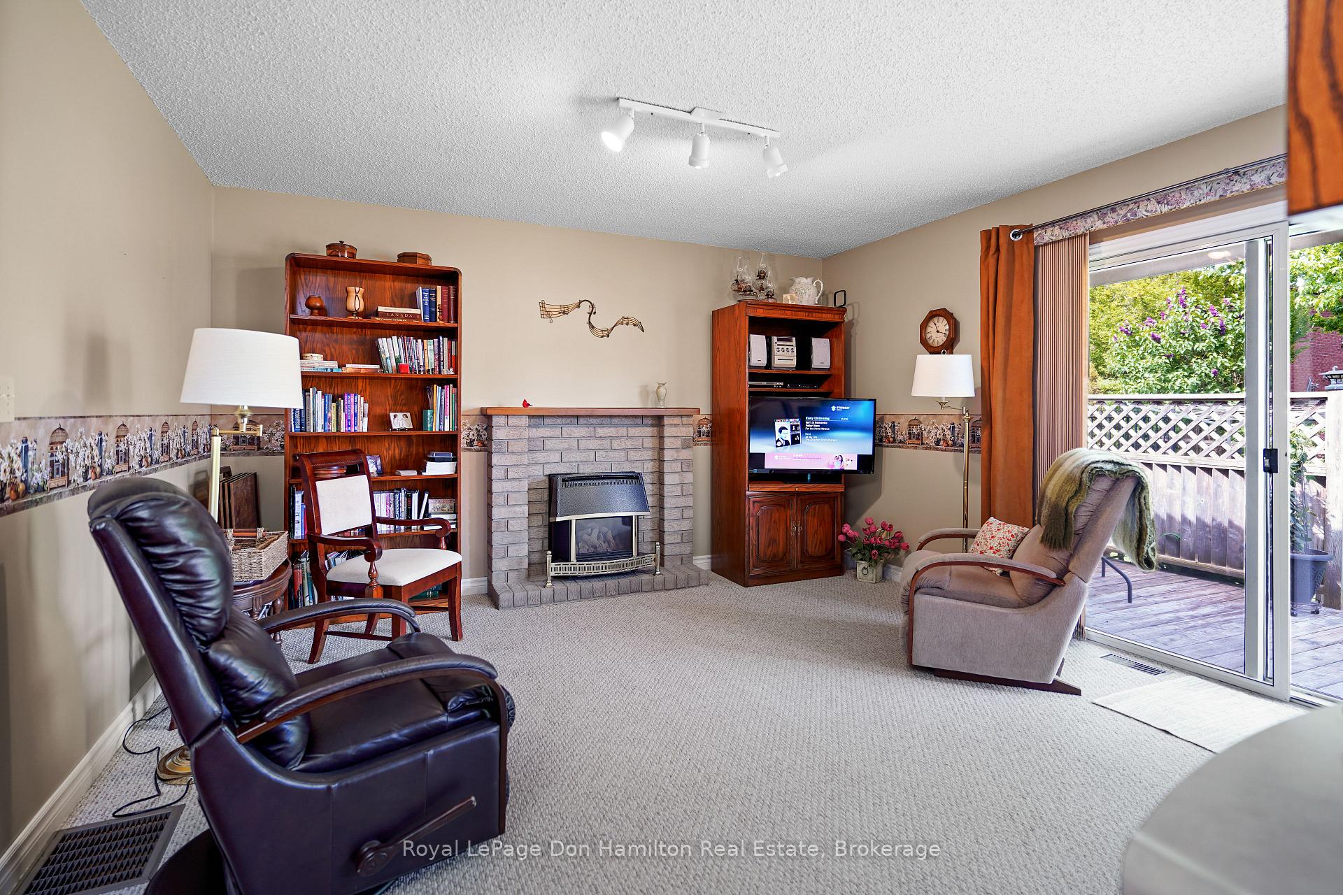 Photo 14 of 605 Maple Avenue N, North Perth, Listowel — HOMEH