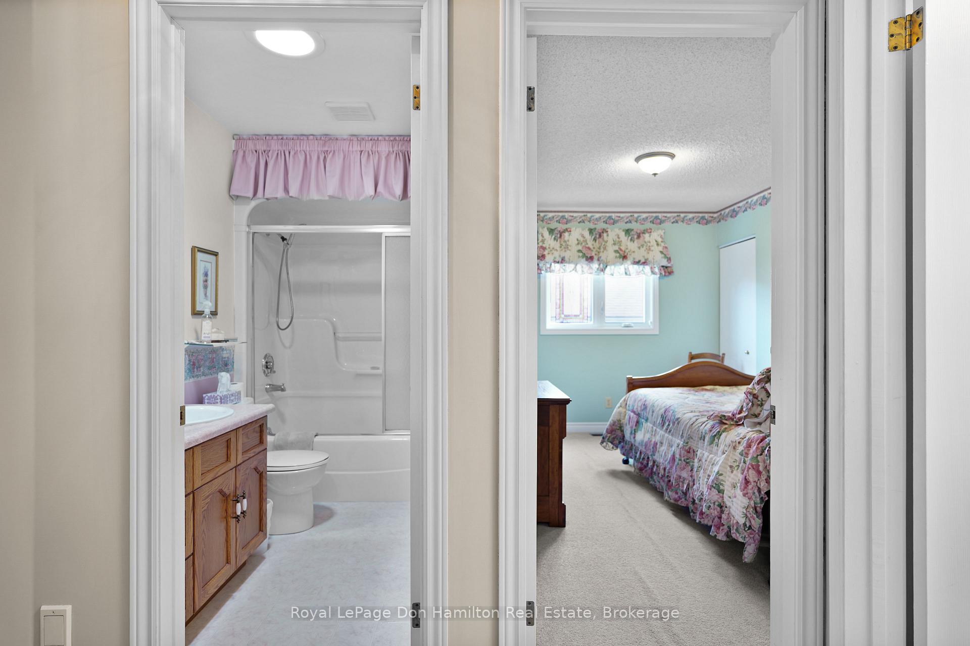 Photo 15 of 605 Maple Avenue N, North Perth, Listowel — HOMEH