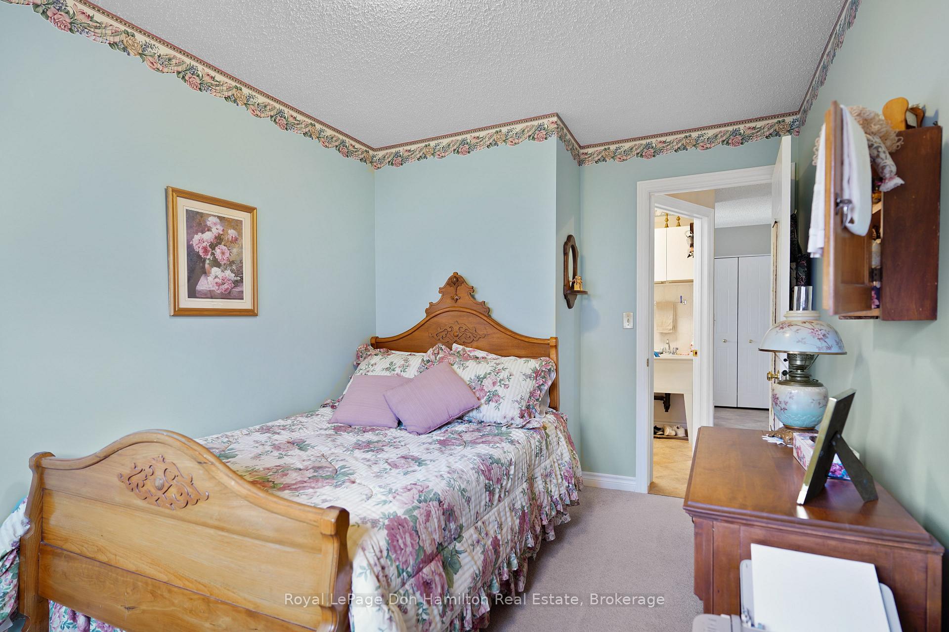 Photo 17 of 605 Maple Avenue N, North Perth, Listowel — HOMEH