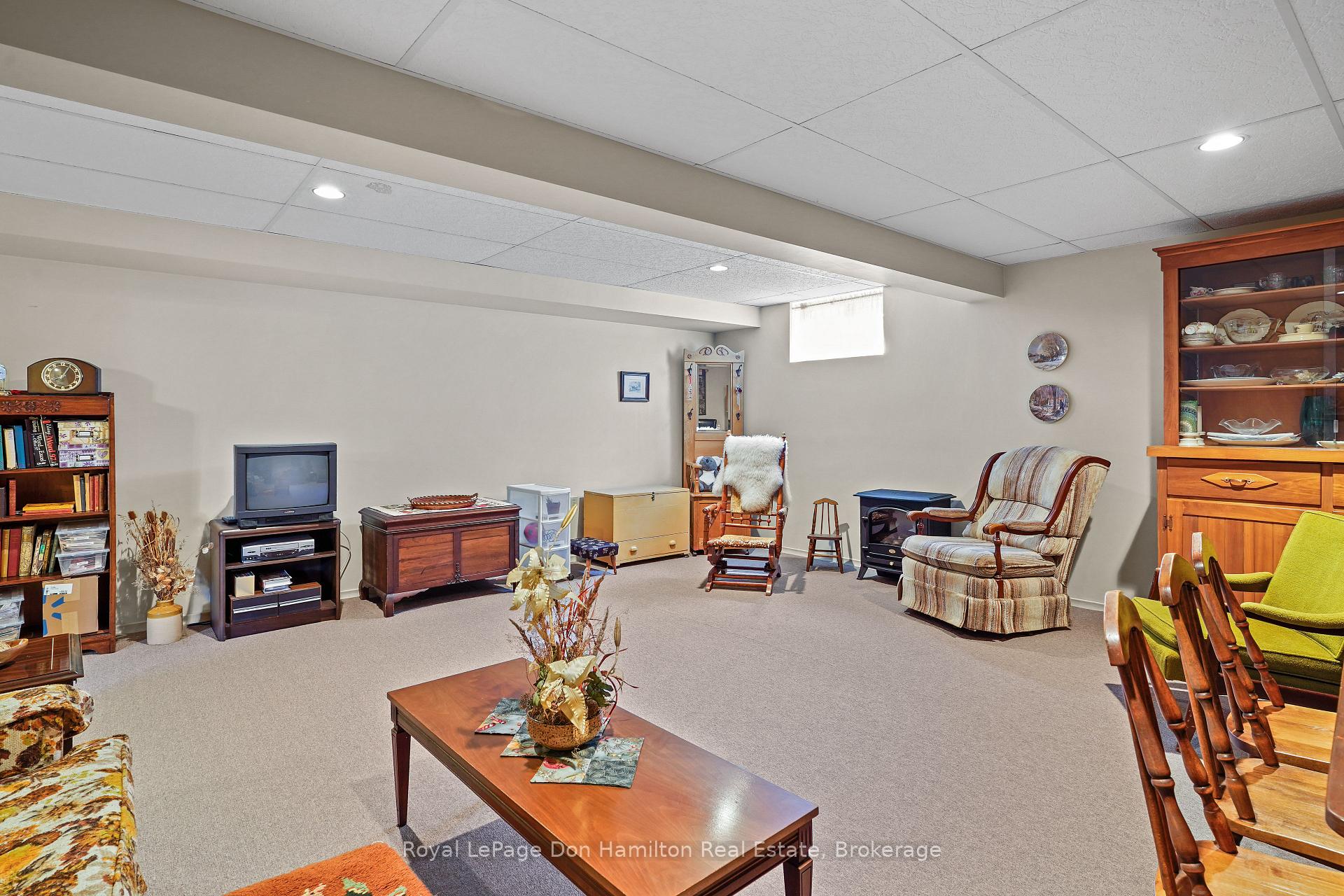 Photo 32 of 605 Maple Avenue N, North Perth, Listowel — HOMEH
