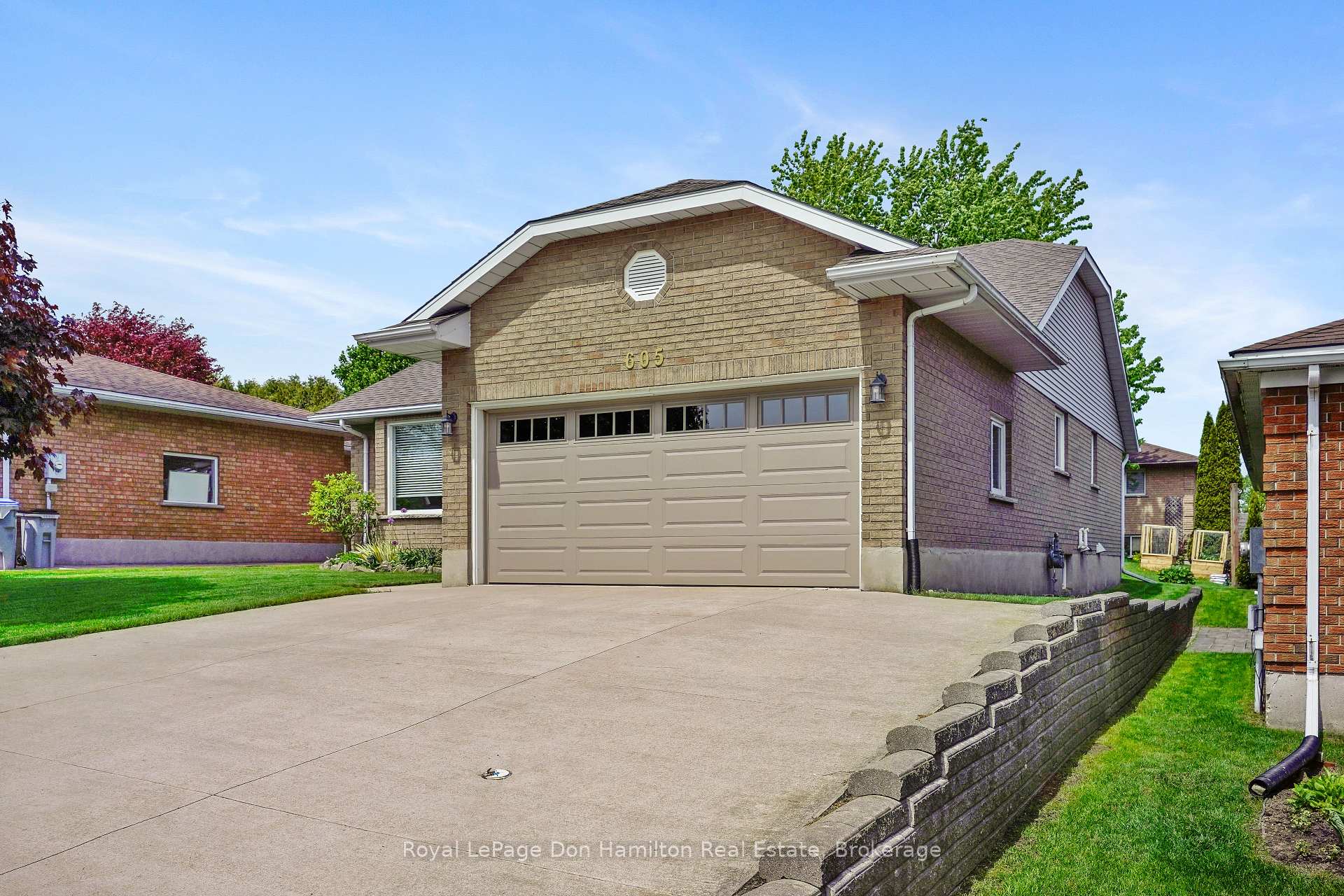 Photo 38 of 605 Maple Avenue N, North Perth, Listowel — HOMEH