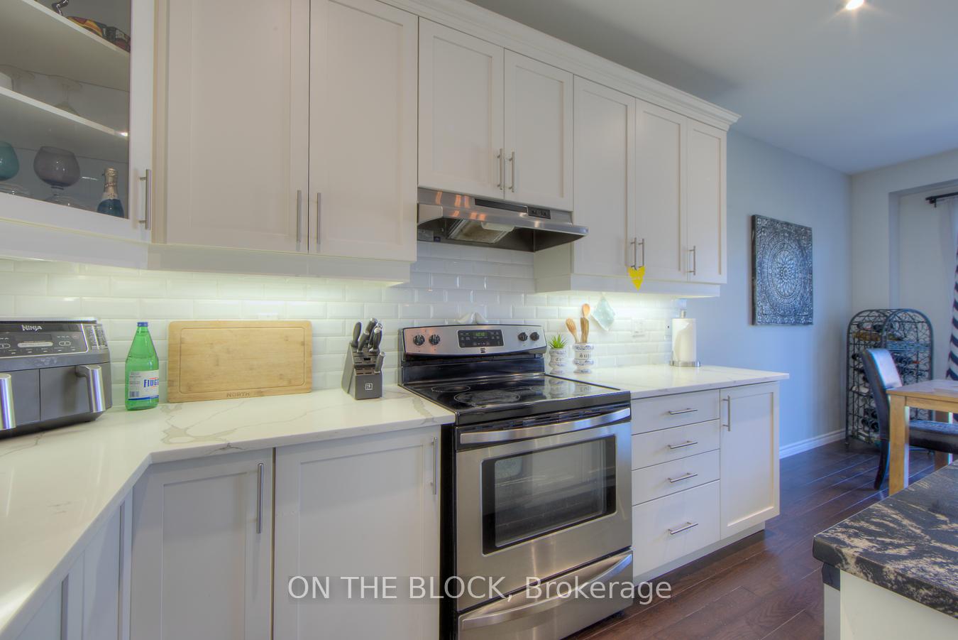 Photo 17 of 59 Hawke Crescent, New Tecumseth, Tottenham — HOMEH