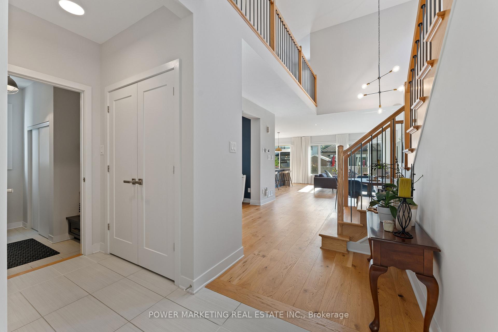 Photo 6 of 537 Compass Street, Ottawa, Mer Bleue/Bradley Estates/Anderson Park — HOMEH