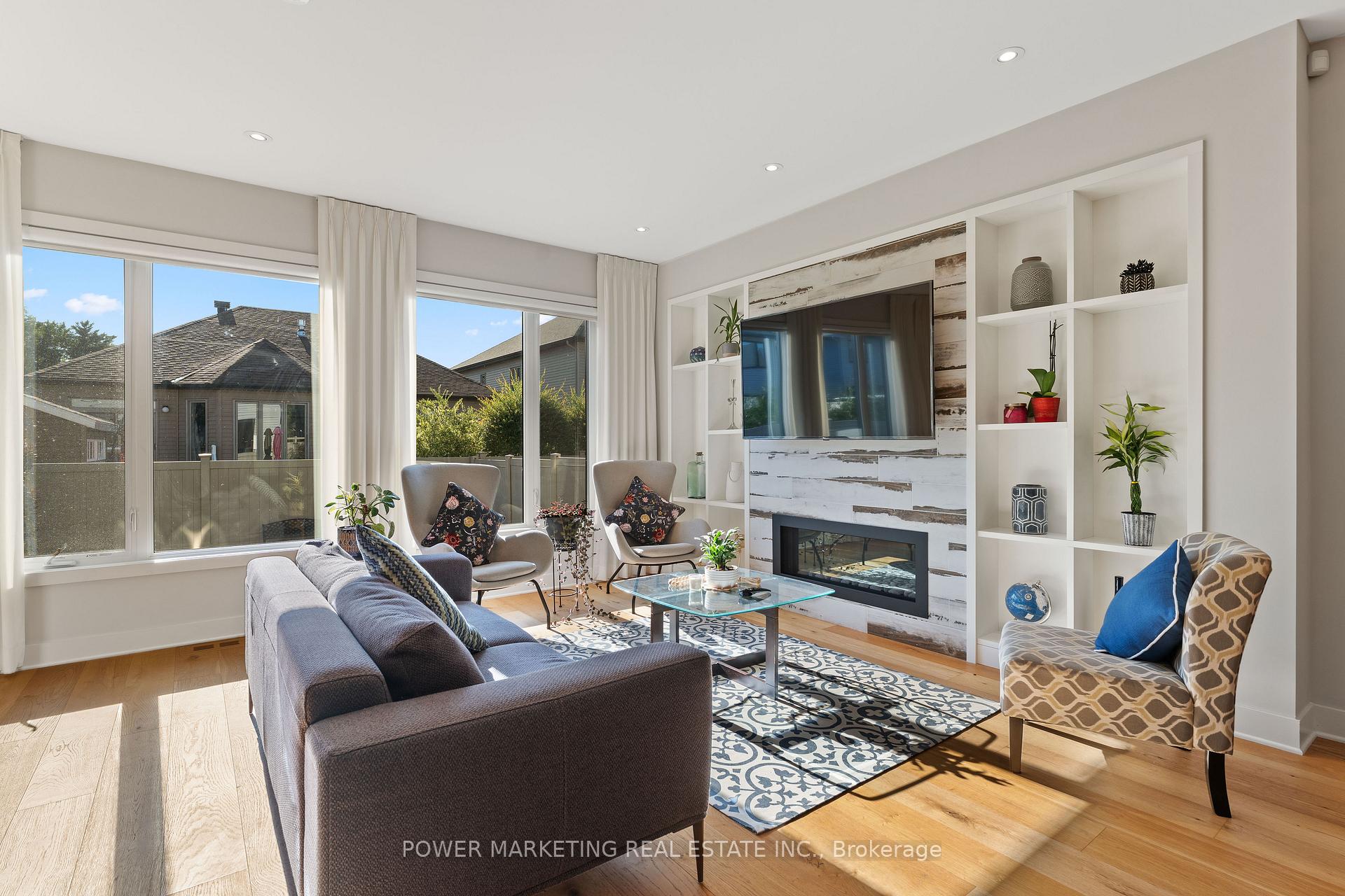 Photo 13 of 537 Compass Street, Ottawa, Mer Bleue/Bradley Estates/Anderson Park — HOMEH