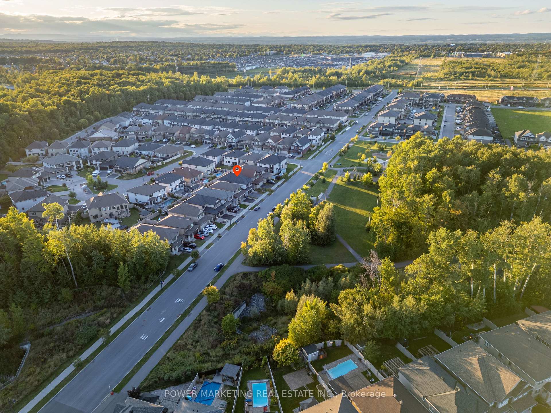 Photo 38 of 537 Compass Street, Ottawa, Mer Bleue/Bradley Estates/Anderson Park — HOMEH