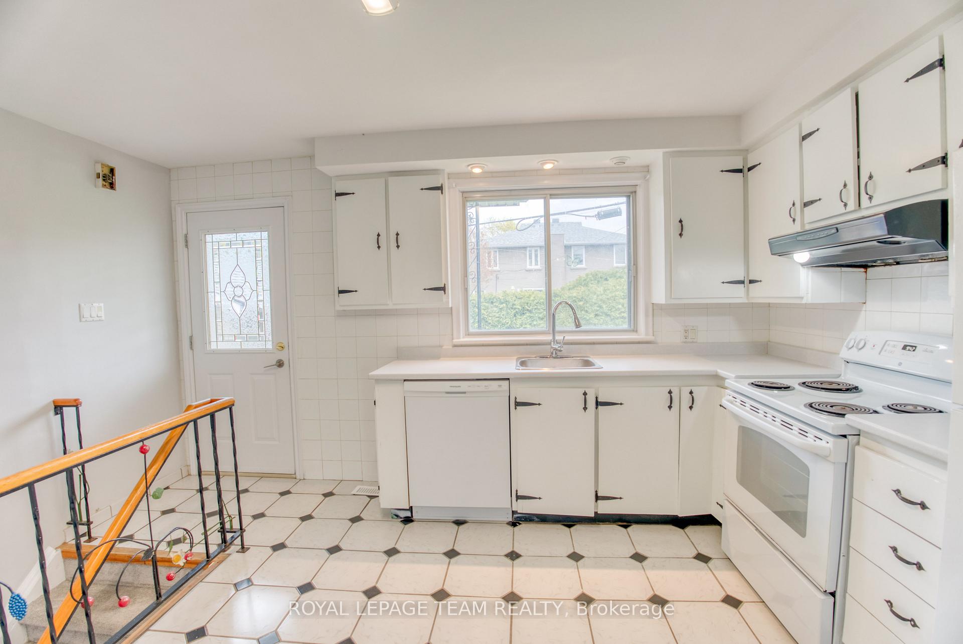 Photo 9 of 53 Drouin Avenue, Ottawa, Overbrook — HOMEH