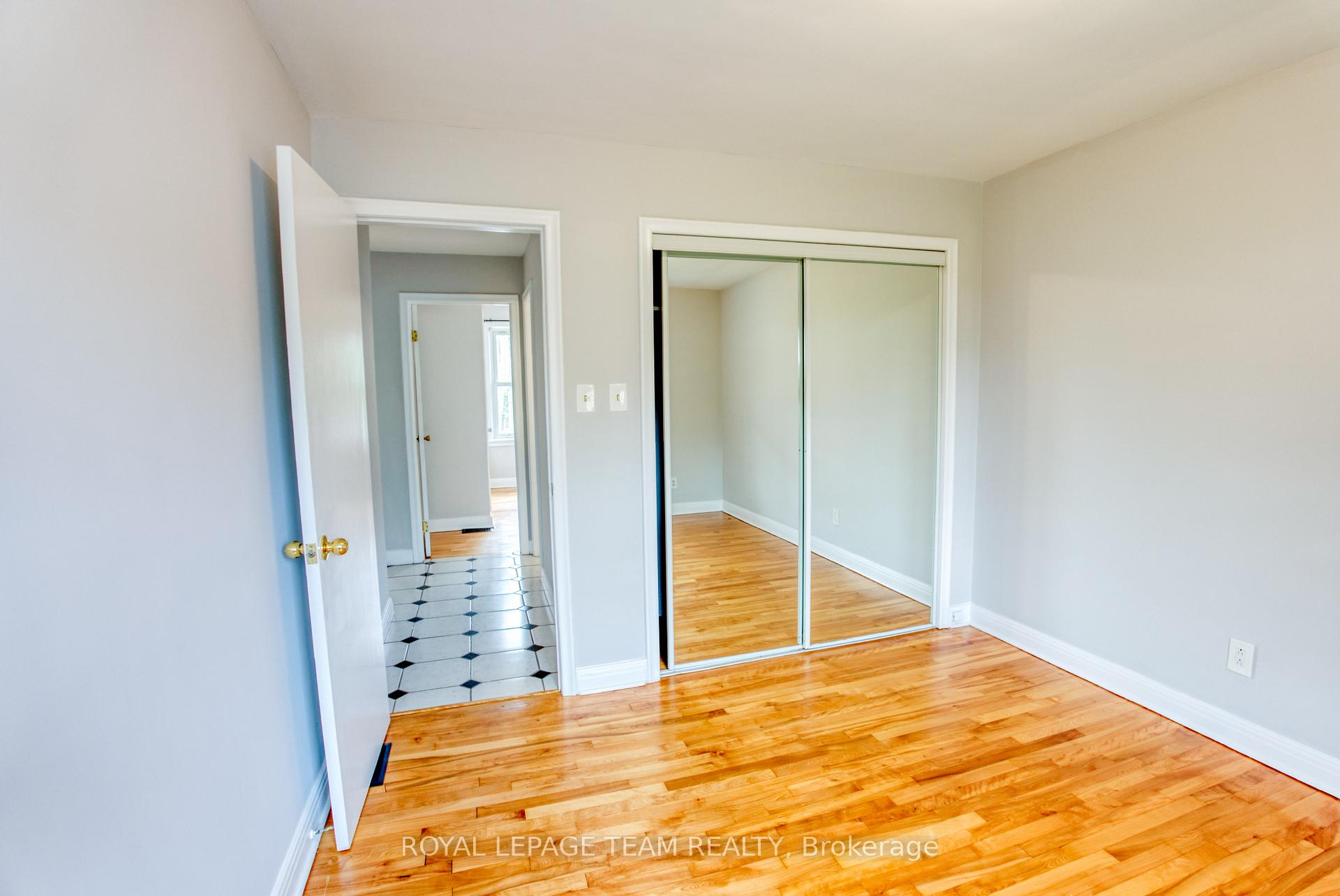 Photo 13 of 53 Drouin Avenue, Ottawa, Overbrook — HOMEH