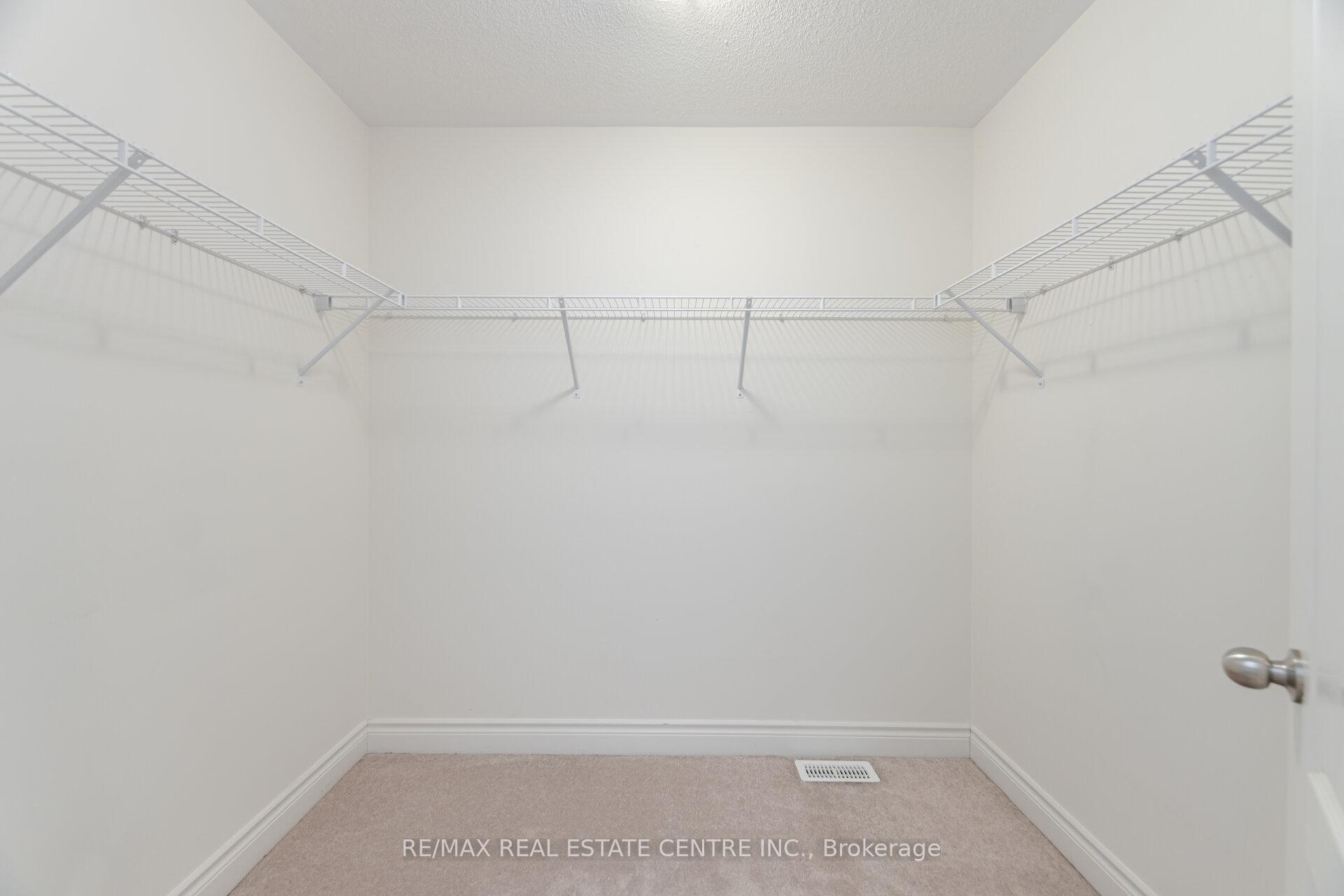 Photo 13 of 479 Izumi Gate, Milton, Ford — HOMEH