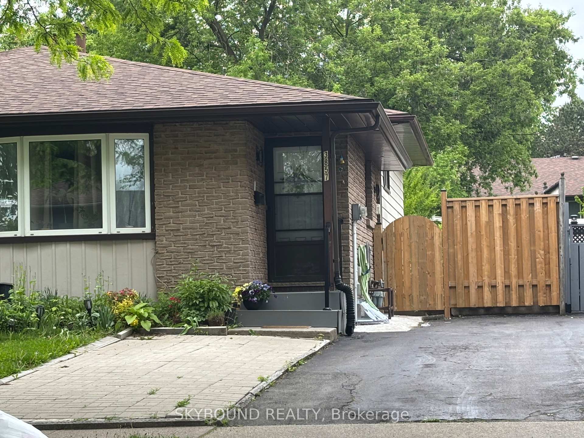 Front of Unit Upper unit,, 3857 Panama Court