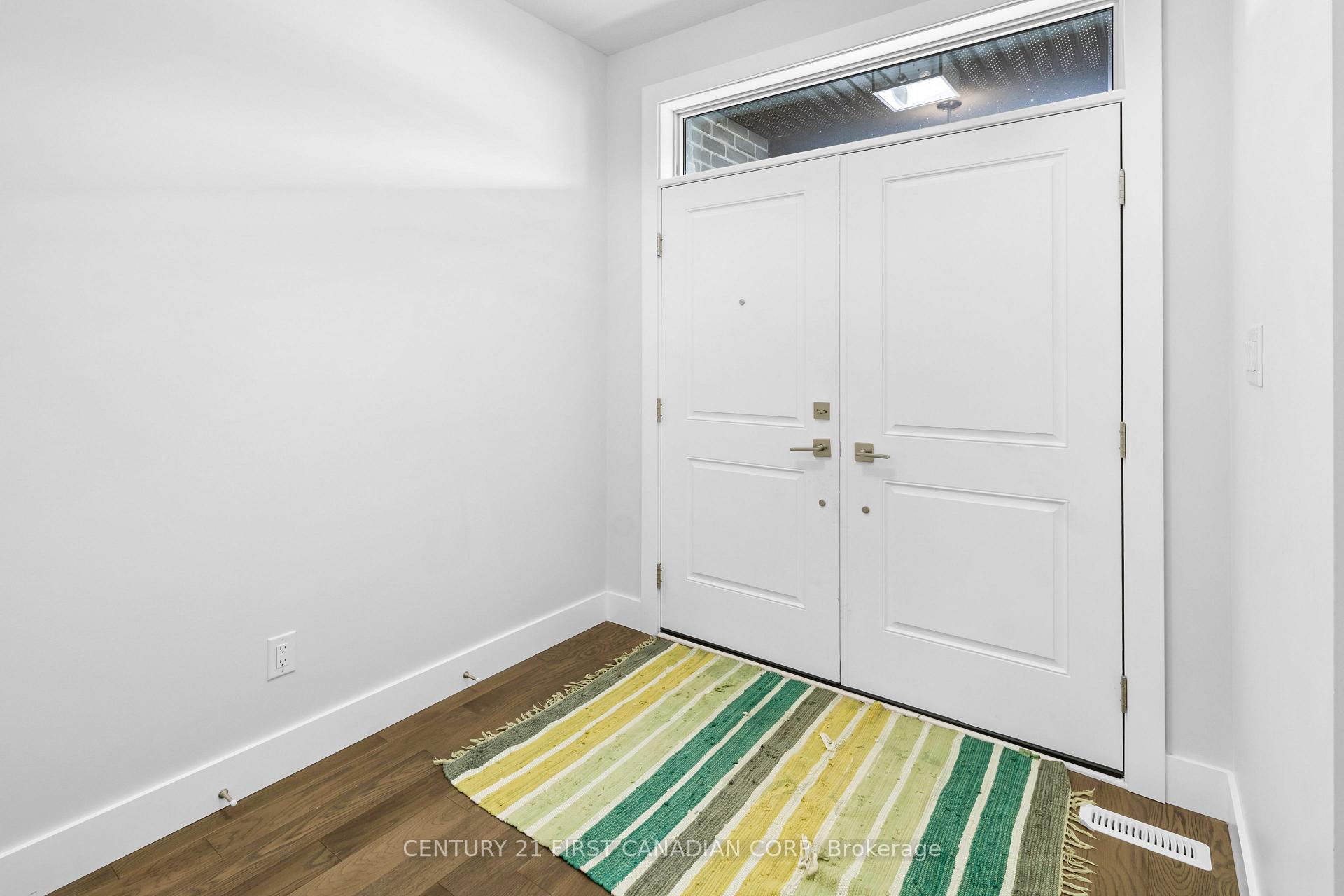 Photo 4 of 27 Spruce Crescent, North Middlesex, Parkhill — HOMEH
