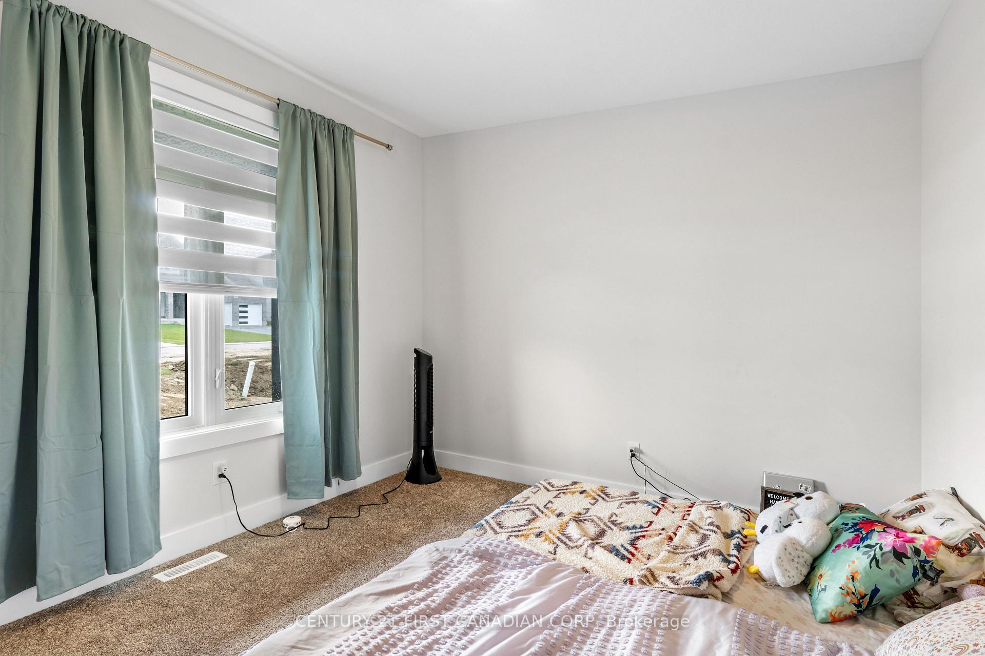 Photo 9 of 27 Spruce Crescent, North Middlesex, Parkhill — HOMEH