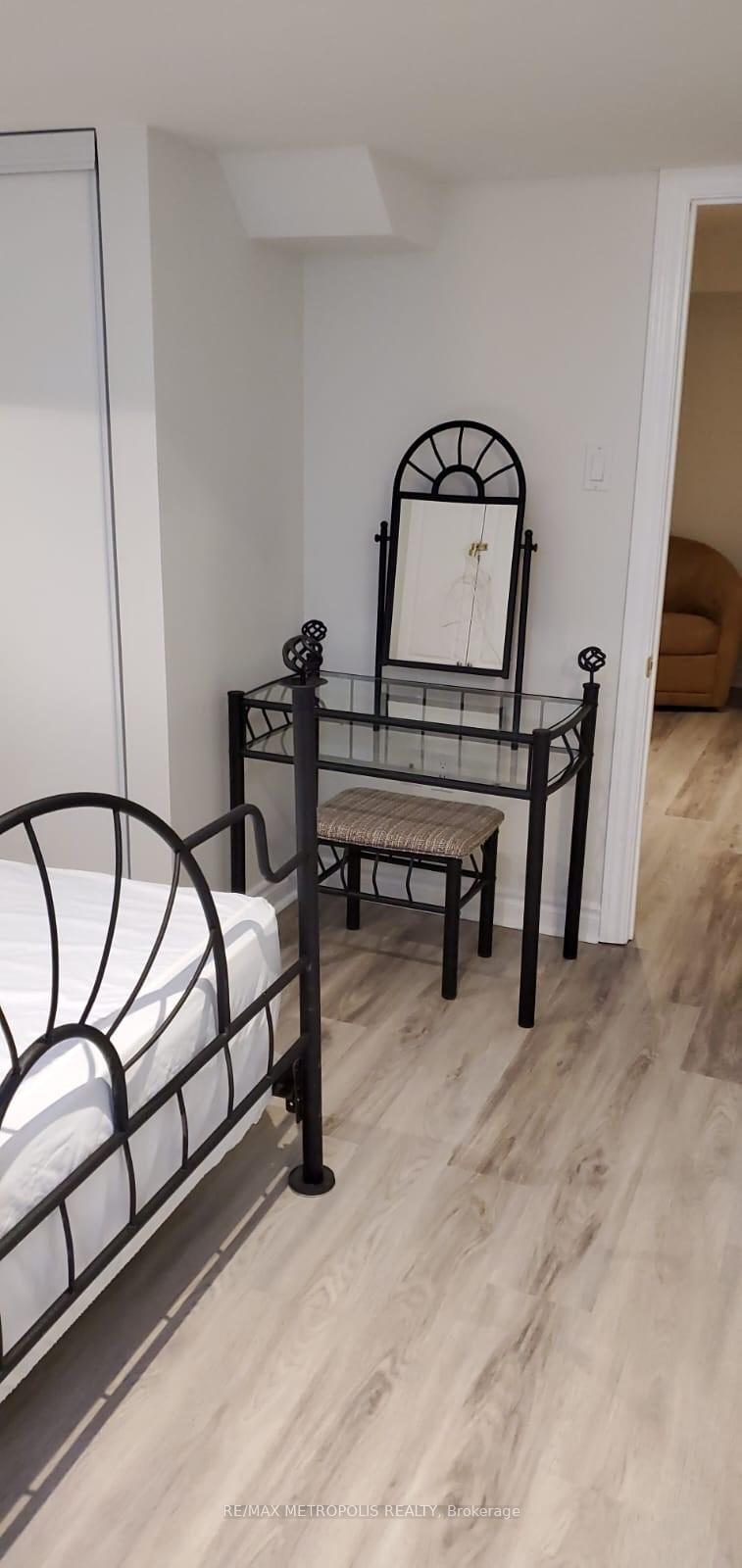 Photo 6 of Unit Bsmt, 101 Golden Tulip Crescent, Markham, Cachet — HOMEH