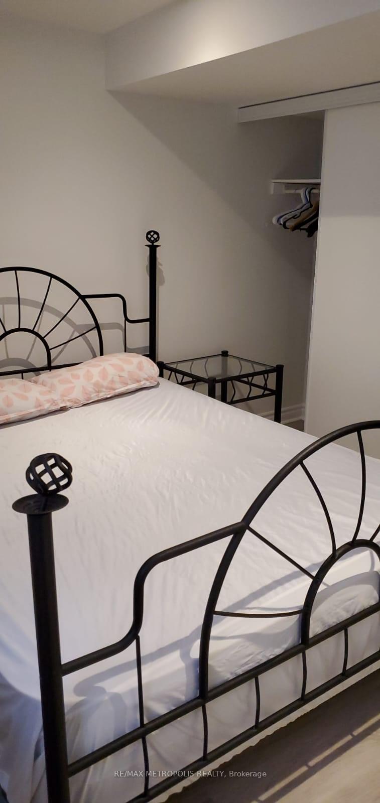 Photo 7 of Unit Bsmt, 101 Golden Tulip Crescent, Markham, Cachet — HOMEH