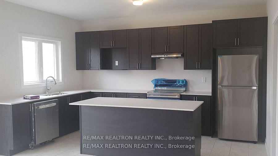 Photo 3 of 51 Butternut Drive, Norfolk, Simcoe — HOMEH