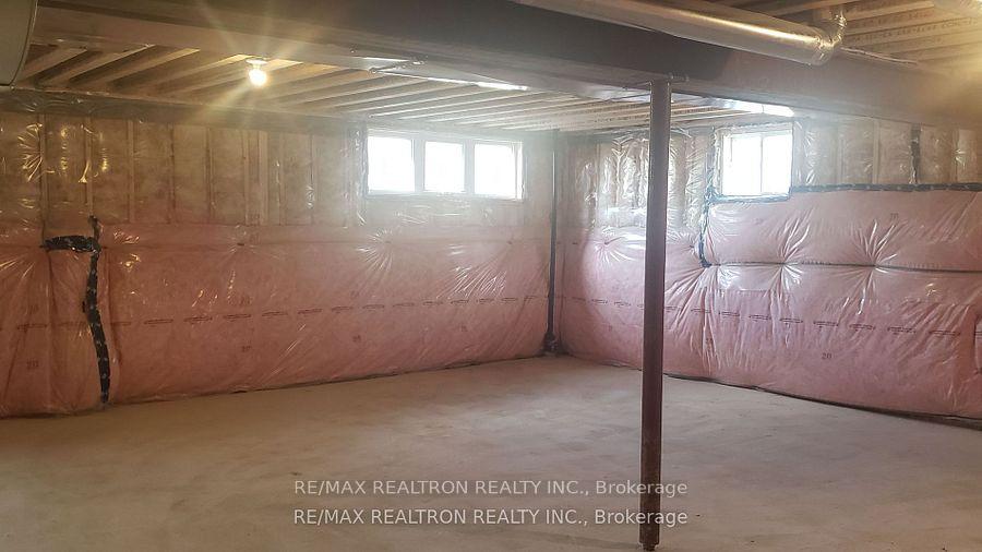 Photo 25 of 51 Butternut Drive, Norfolk, Simcoe — HOMEH