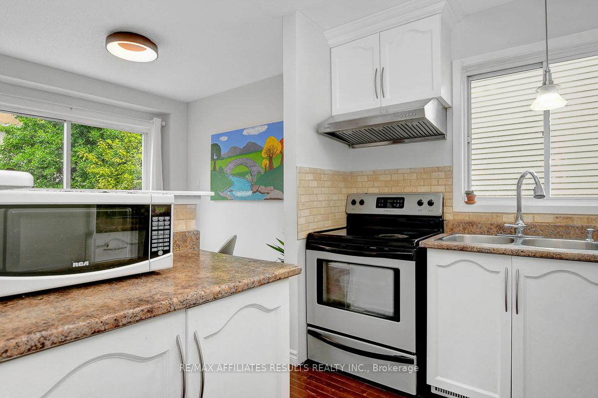 Photo 12 of 1626 Tache Way, Ottawa, Fallingbrook/Pineridge — HOMEH