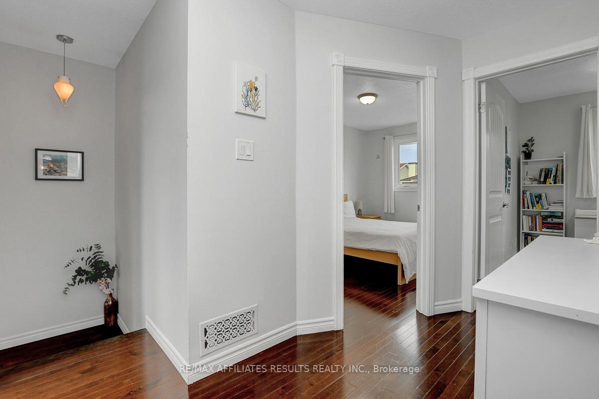 Photo 21 of 1626 Tache Way, Ottawa, Fallingbrook/Pineridge — HOMEH