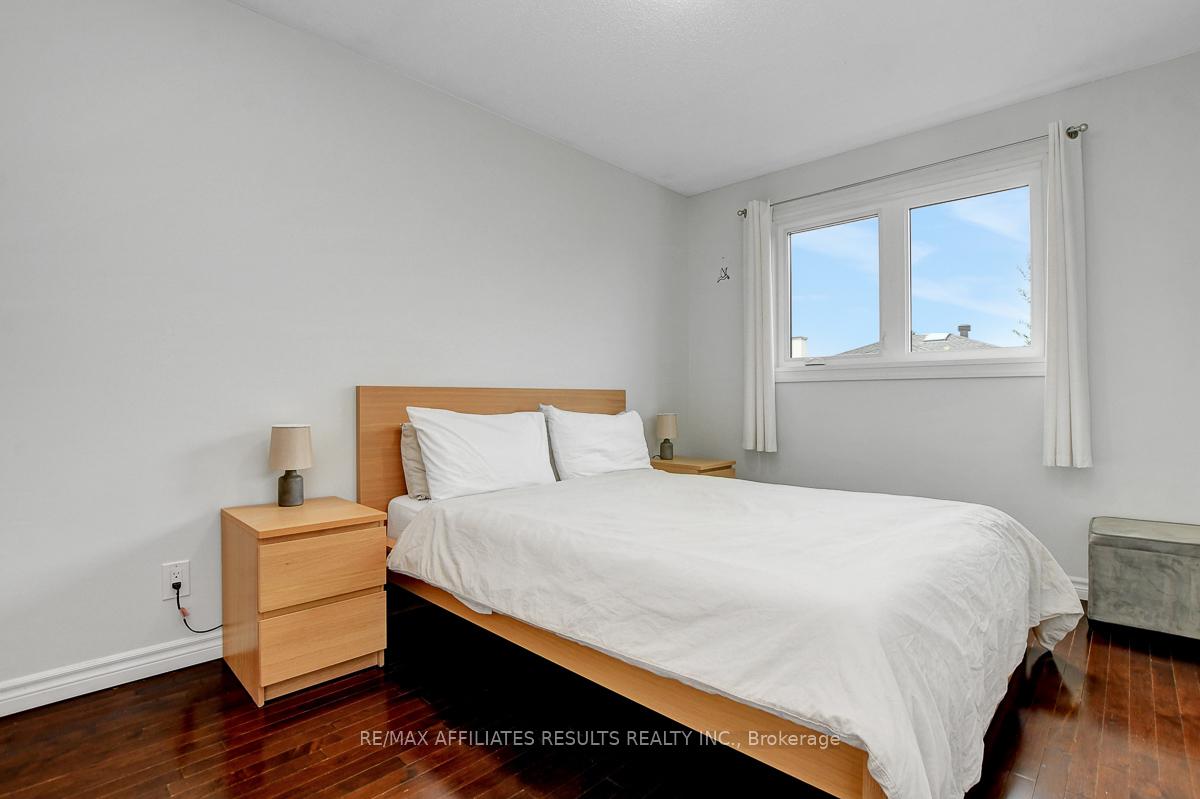 Photo 23 of 1626 Tache Way, Ottawa, Fallingbrook/Pineridge — HOMEH