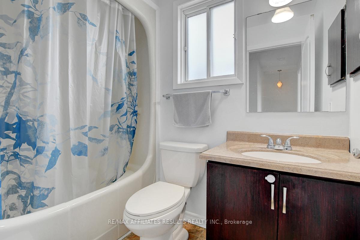 Photo 32 of 1626 Tache Way, Ottawa, Fallingbrook/Pineridge — HOMEH