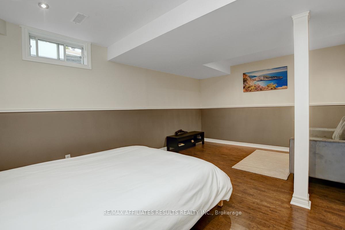 Photo 33 of 1626 Tache Way, Ottawa, Fallingbrook/Pineridge — HOMEH