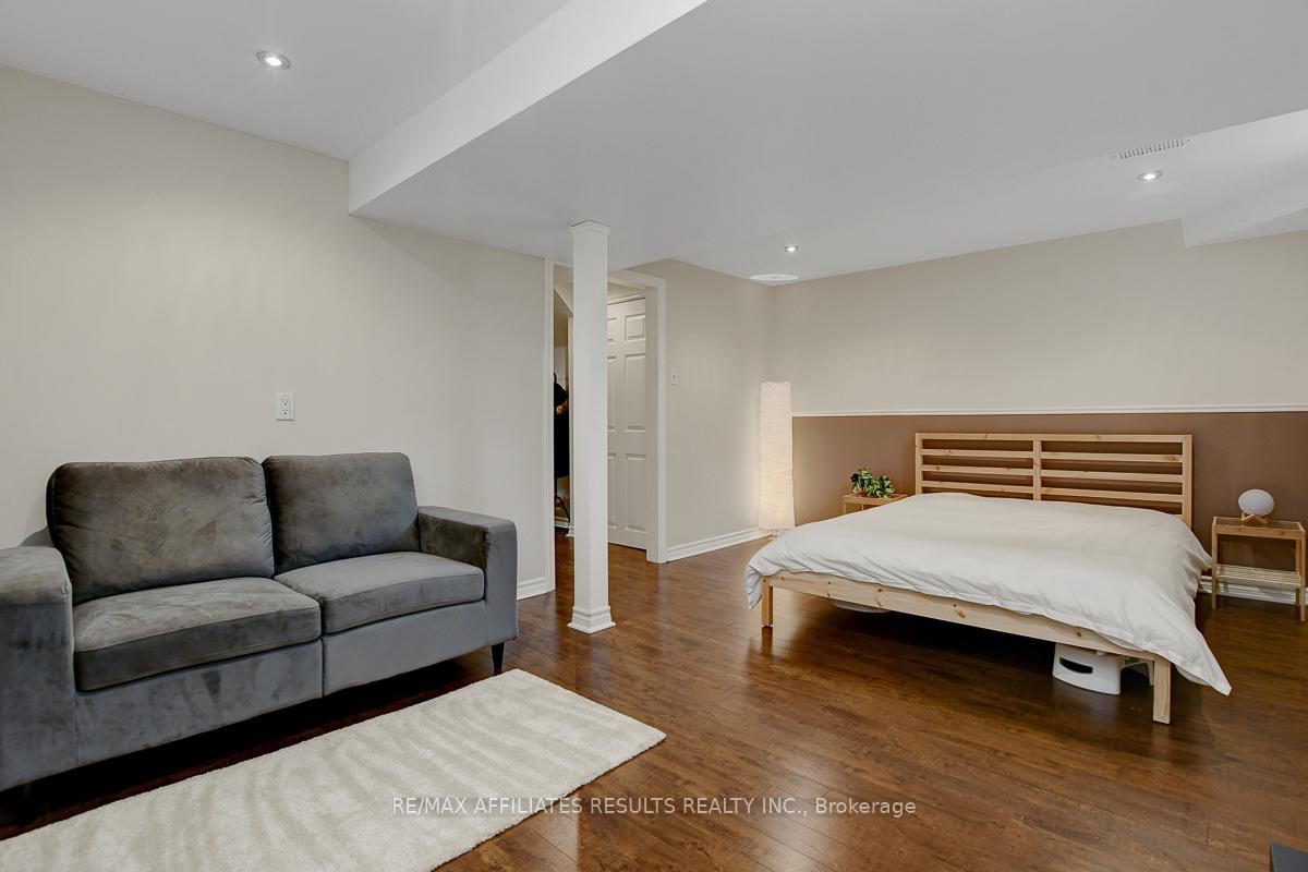 Photo 35 of 1626 Tache Way, Ottawa, Fallingbrook/Pineridge — HOMEH