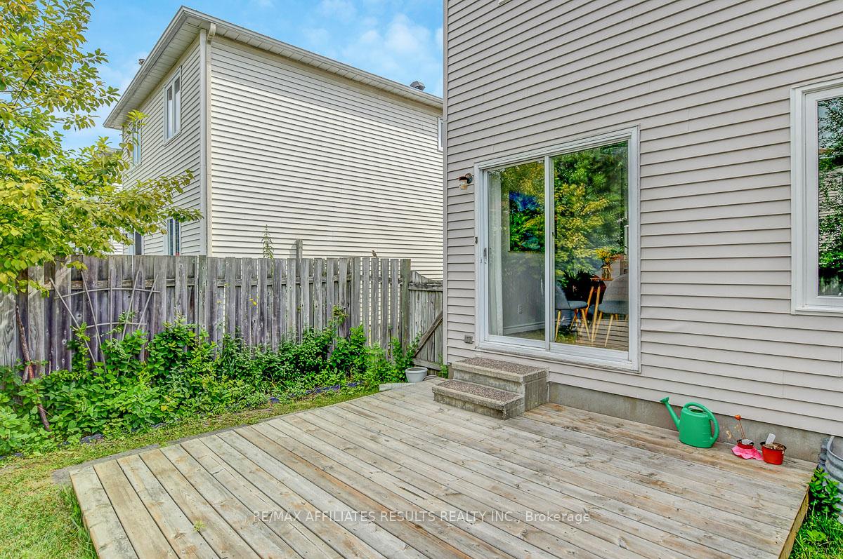 Photo 44 of 1626 Tache Way, Ottawa, Fallingbrook/Pineridge — HOMEH
