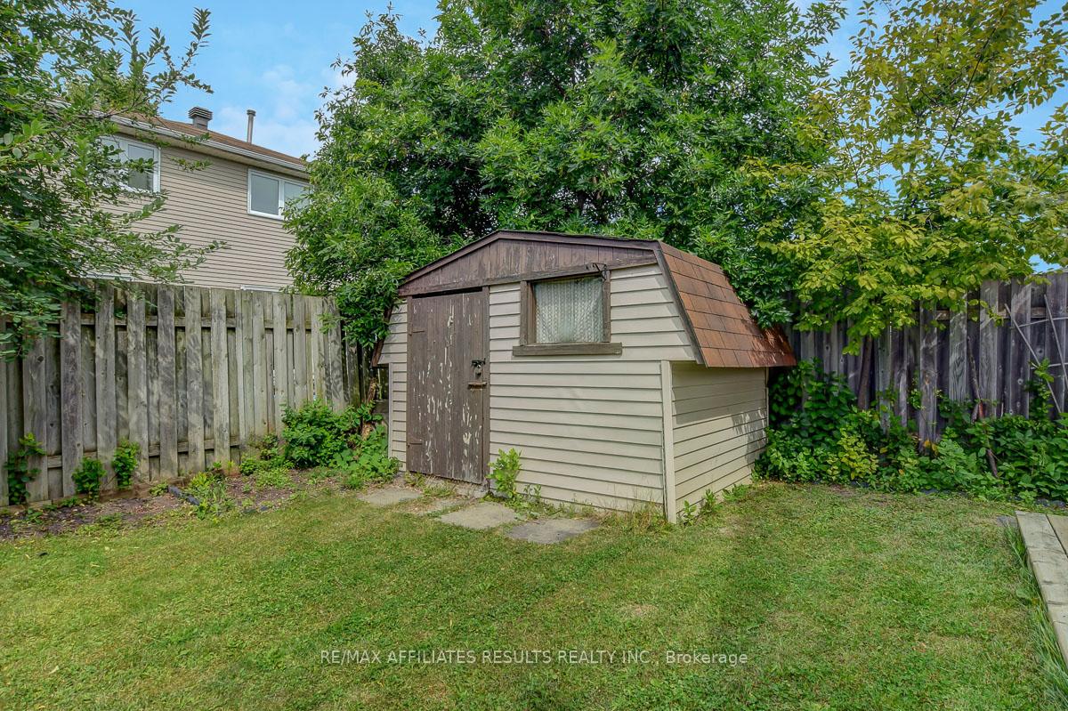 Photo 48 of 1626 Tache Way, Ottawa, Fallingbrook/Pineridge — HOMEH