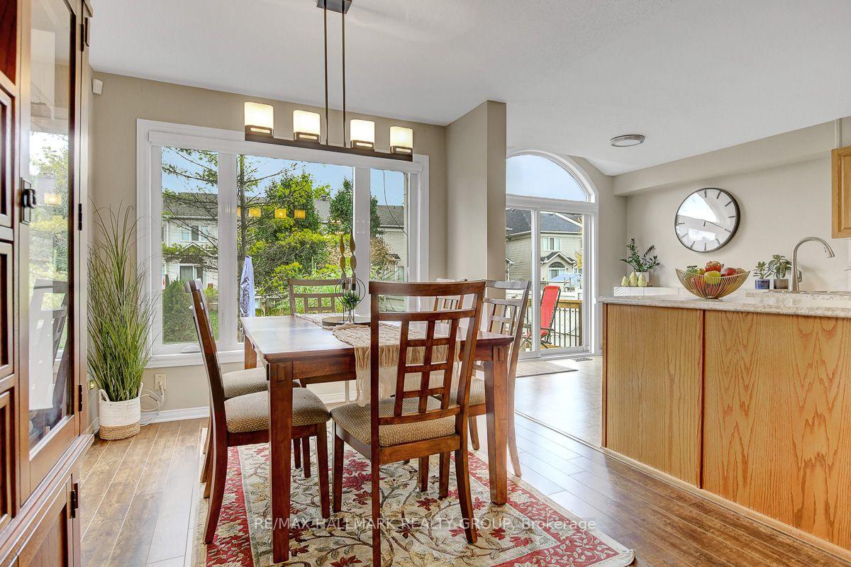 Photo 10 of 230 Greenridge Street, Ottawa, Chapel Hill — HOMEH