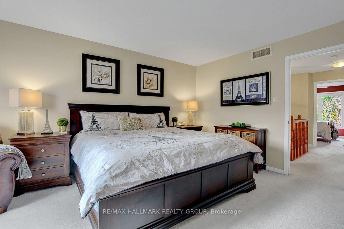 Photo 19 of 230 Greenridge Street, Ottawa, Chapel Hill — HOMEH