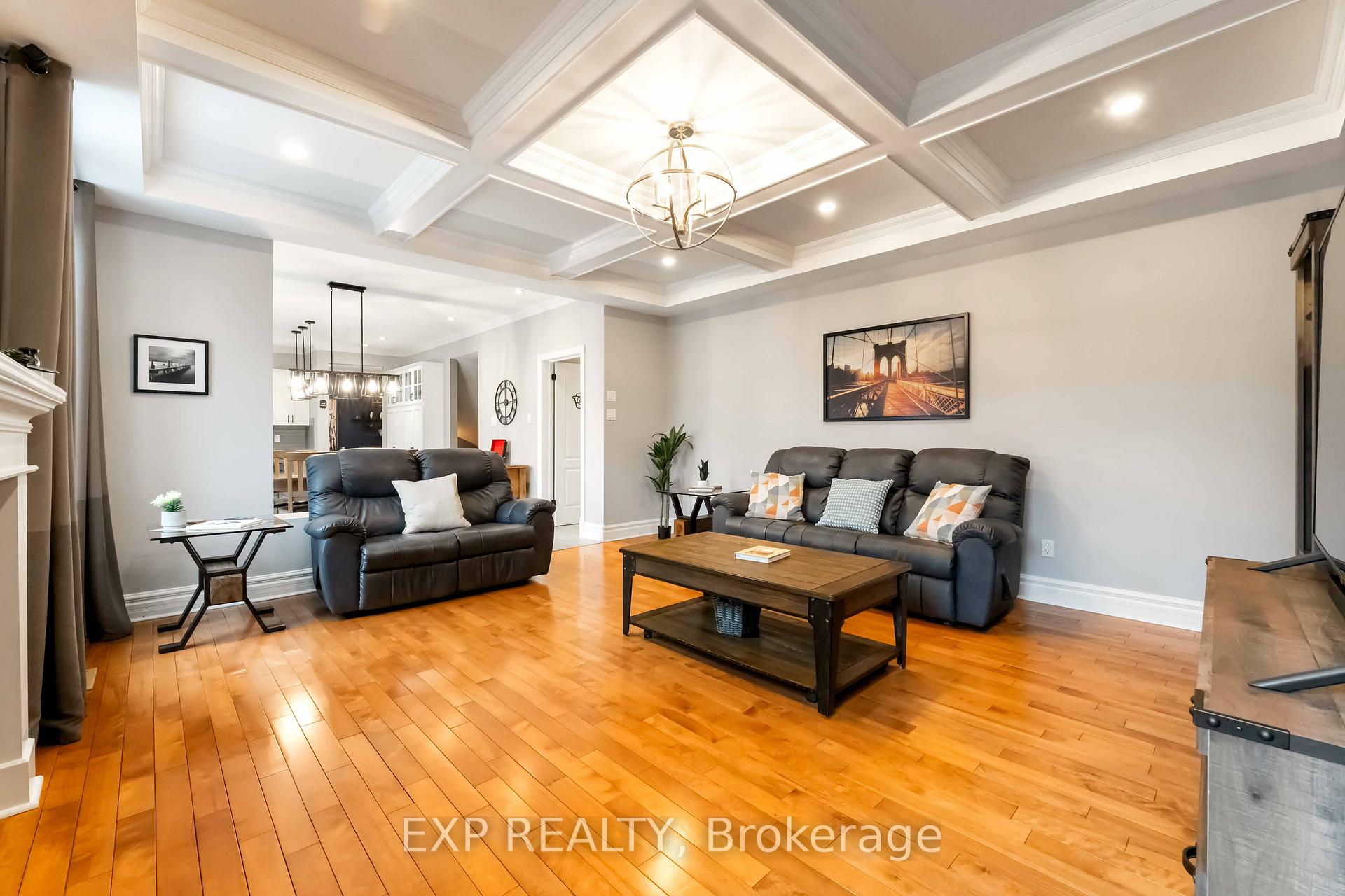 Photo 9 of 2095 Avebury Drive, Ottawa, Avalon East — HOMEH