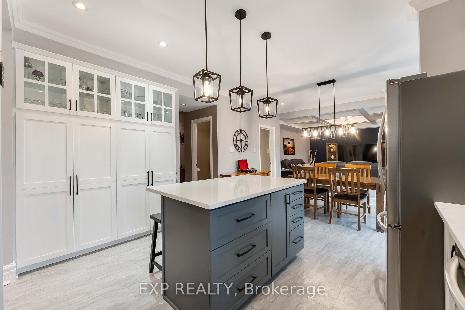 Photo 12 of 2095 Avebury Drive, Ottawa, Avalon East — HOMEH