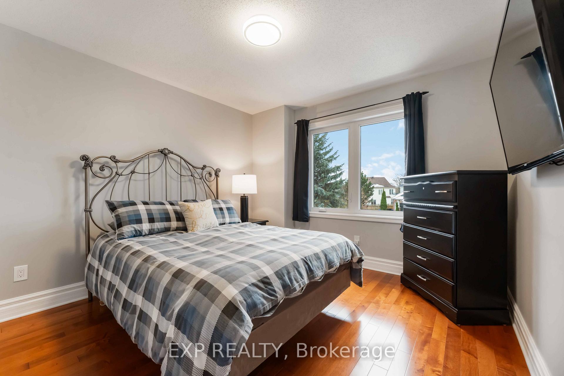 Photo 22 of 2095 Avebury Drive, Ottawa, Avalon East — HOMEH