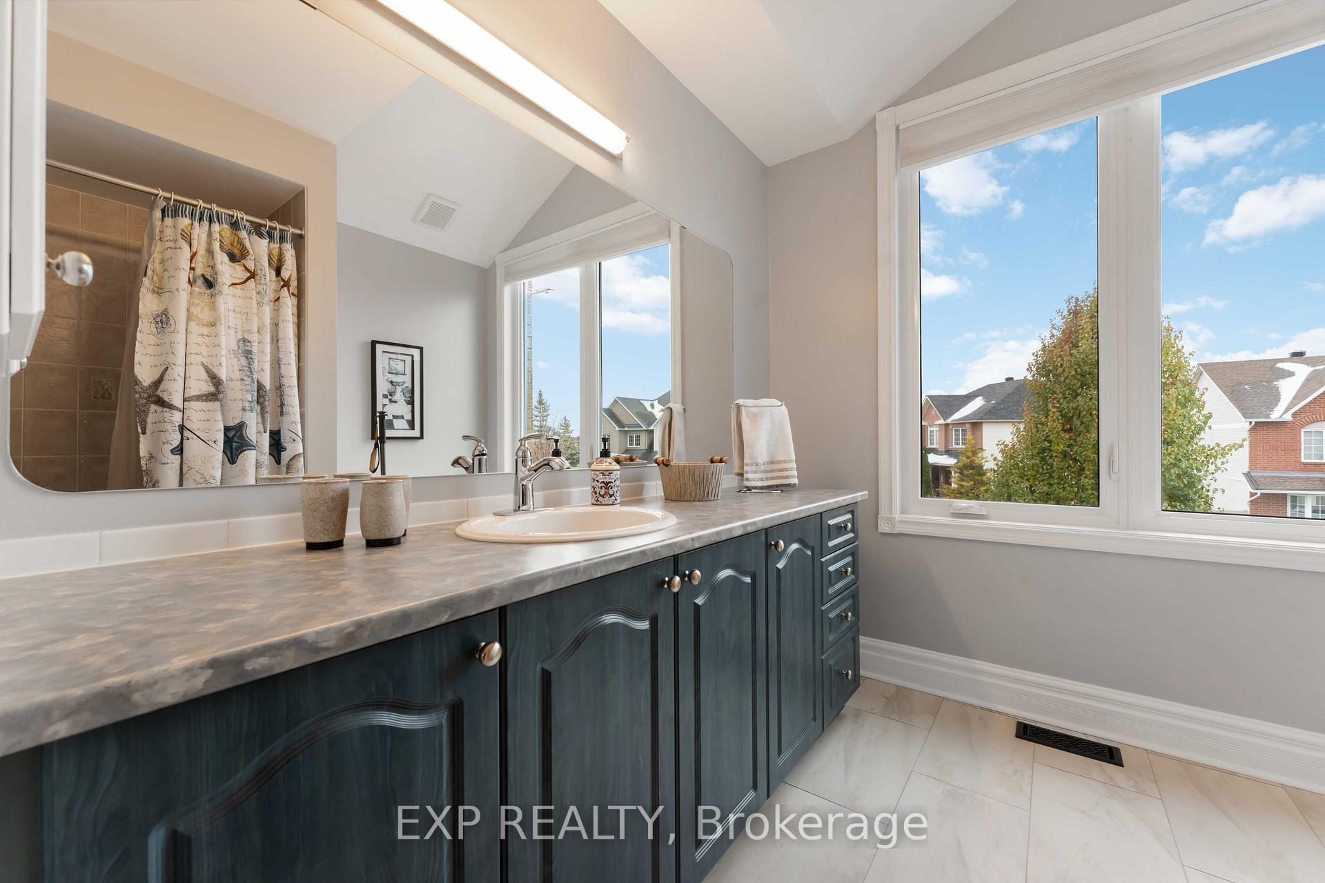 Photo 24 of 2095 Avebury Drive, Ottawa, Avalon East — HOMEH