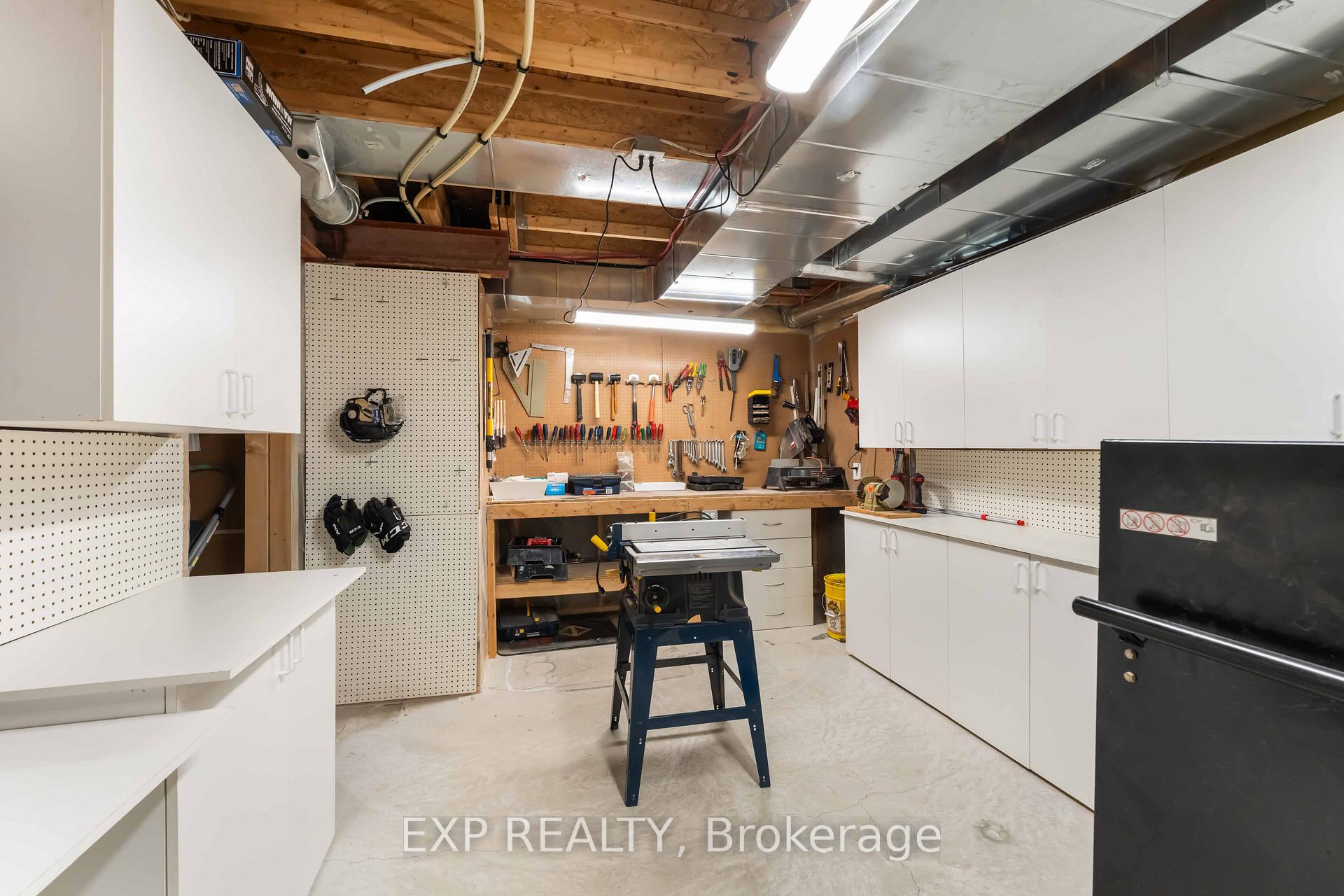 Photo 31 of 2095 Avebury Drive, Ottawa, Avalon East — HOMEH
