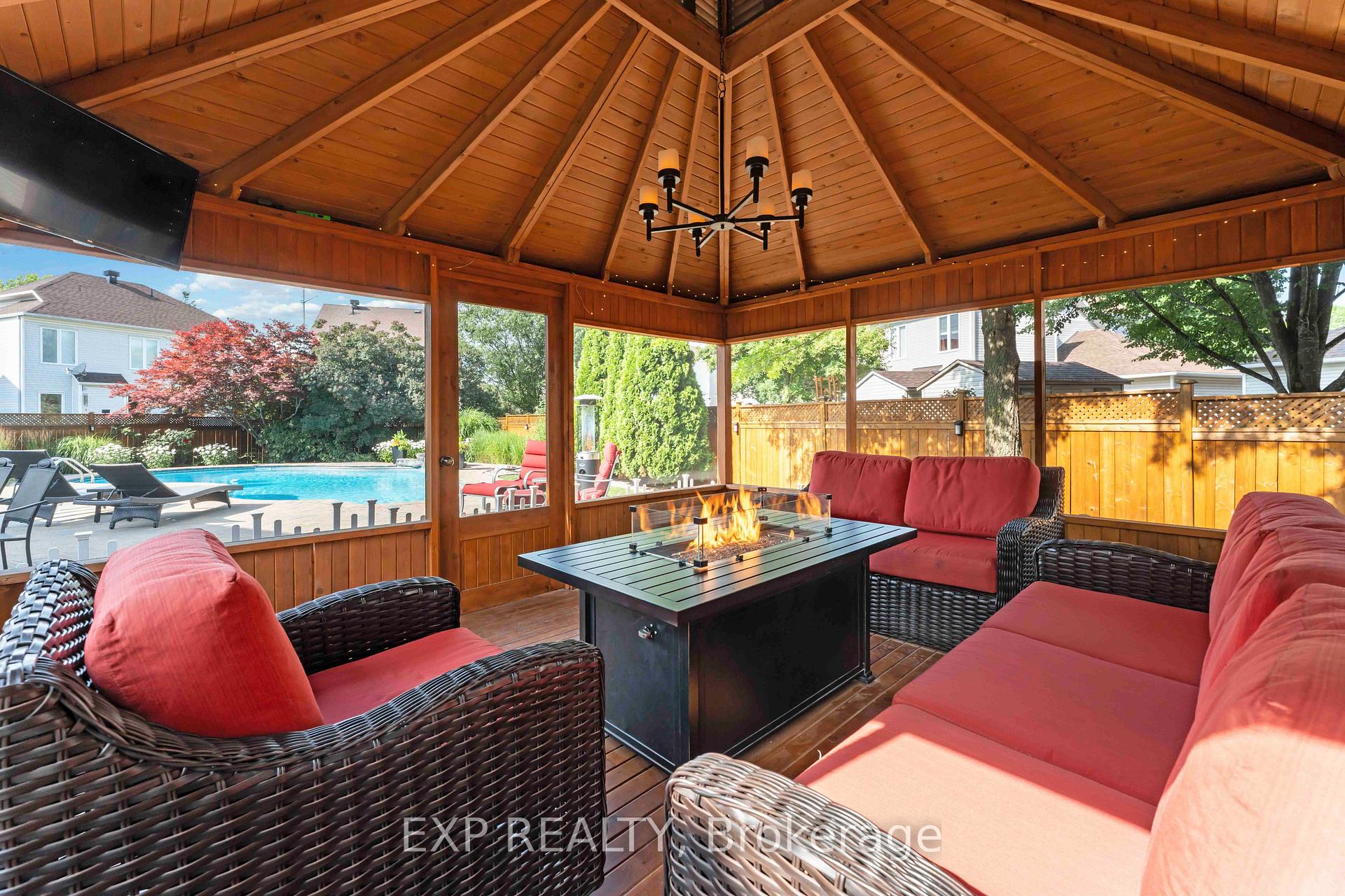 Photo 43 of 2095 Avebury Drive, Ottawa, Avalon East — HOMEH