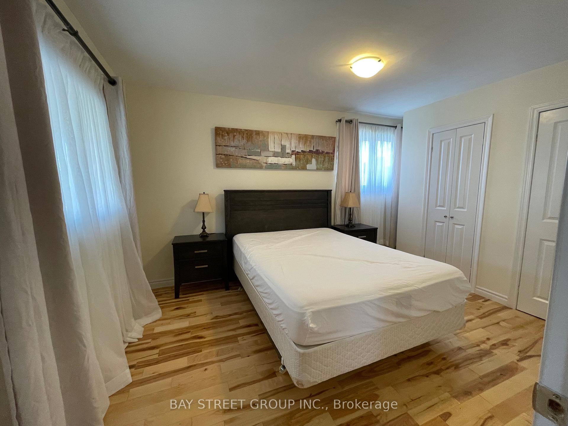 Photo 8 of 5720 Peer Street, Niagara Falls, Dorchester — HOMEH