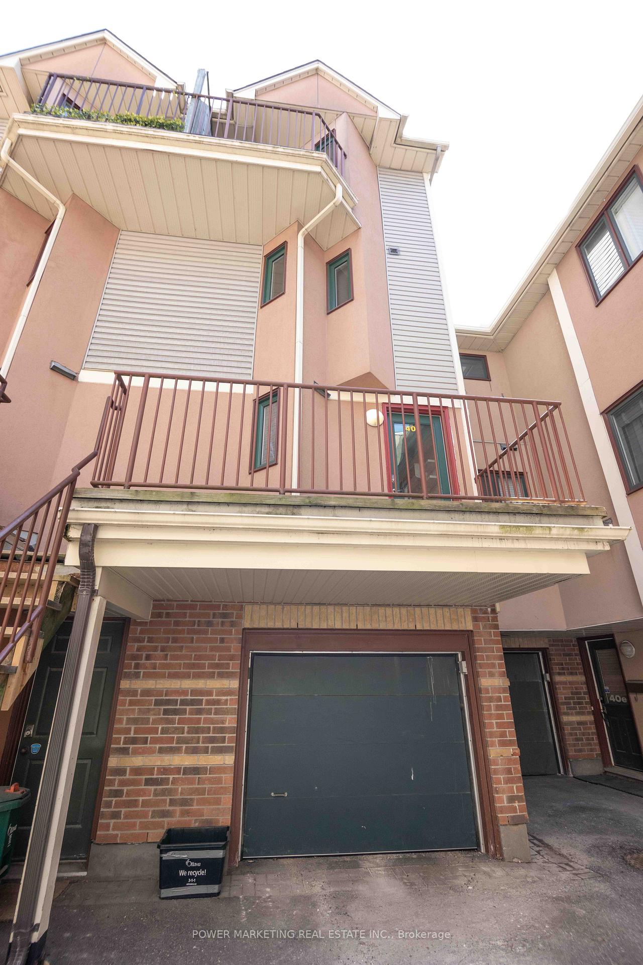 Photo 2 of Unit D, 40 Maclaren Street, Ottawa, Ottawa Centre/Golden Triangle — HOMEH