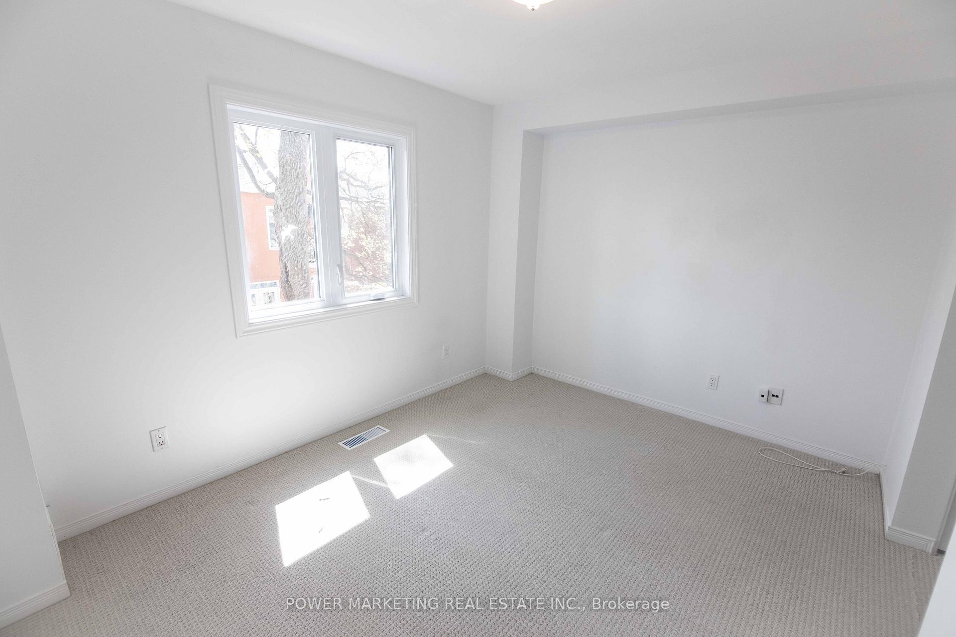 Photo 14 of Unit D, 40 Maclaren Street, Ottawa, Ottawa Centre/Golden Triangle — HOMEH