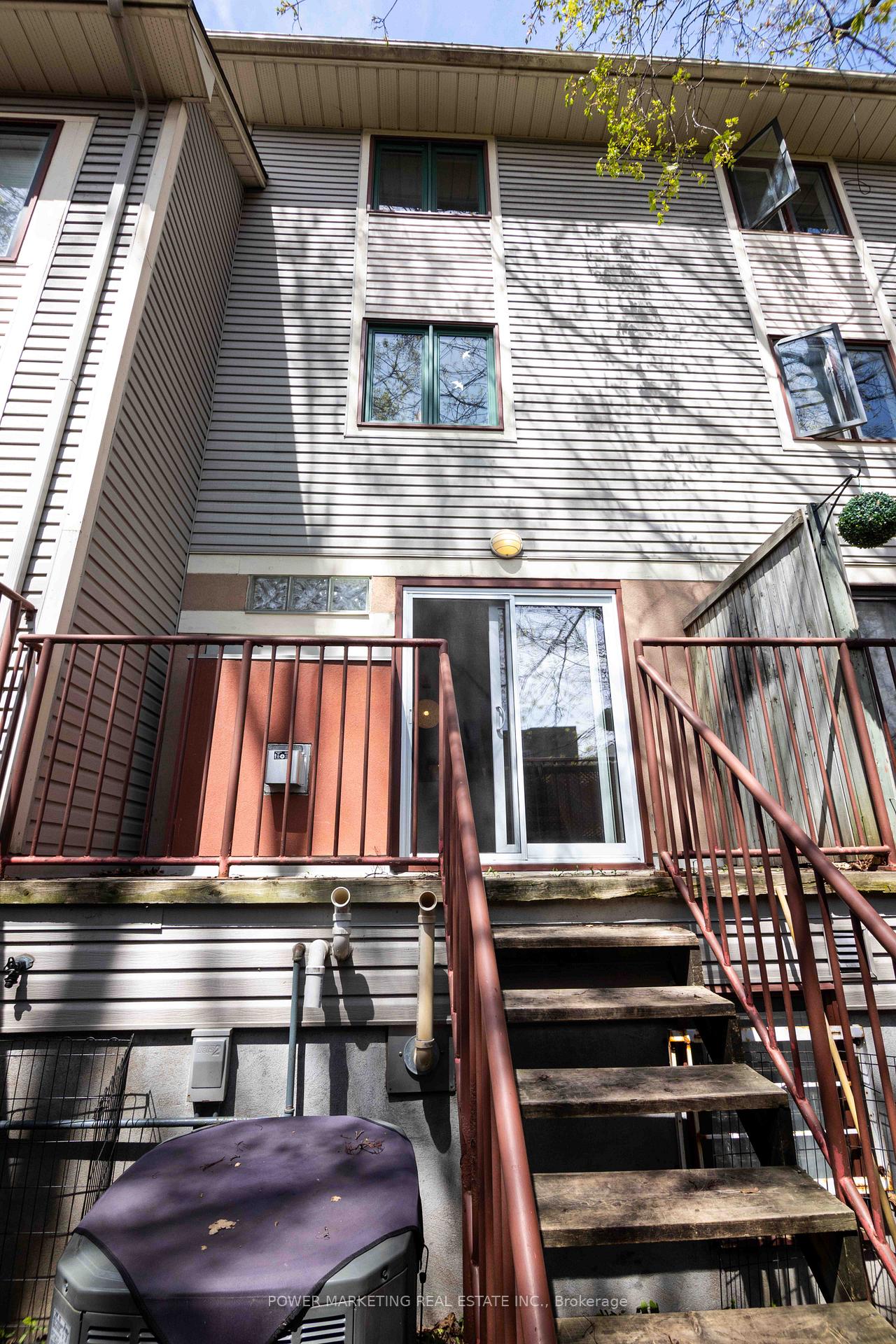 Photo 22 of Unit D, 40 Maclaren Street, Ottawa, Ottawa Centre/Golden Triangle — HOMEH